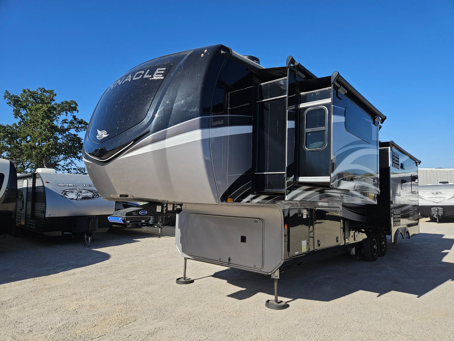 2022 Jayco 2022 Jayco Pinnacle - thumbnail 5