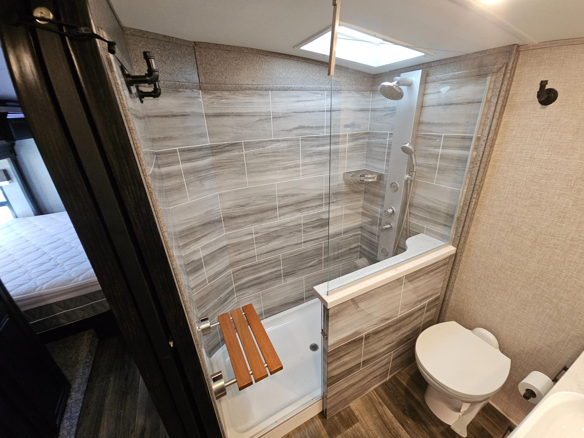 2022 Jayco 2022 Jayco Pinnacle - thumbnail 33