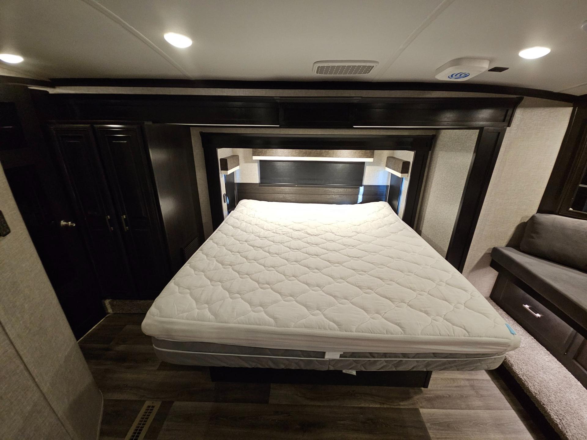 2022 Jayco 2022 Jayco Pinnacle - thumbnail 41