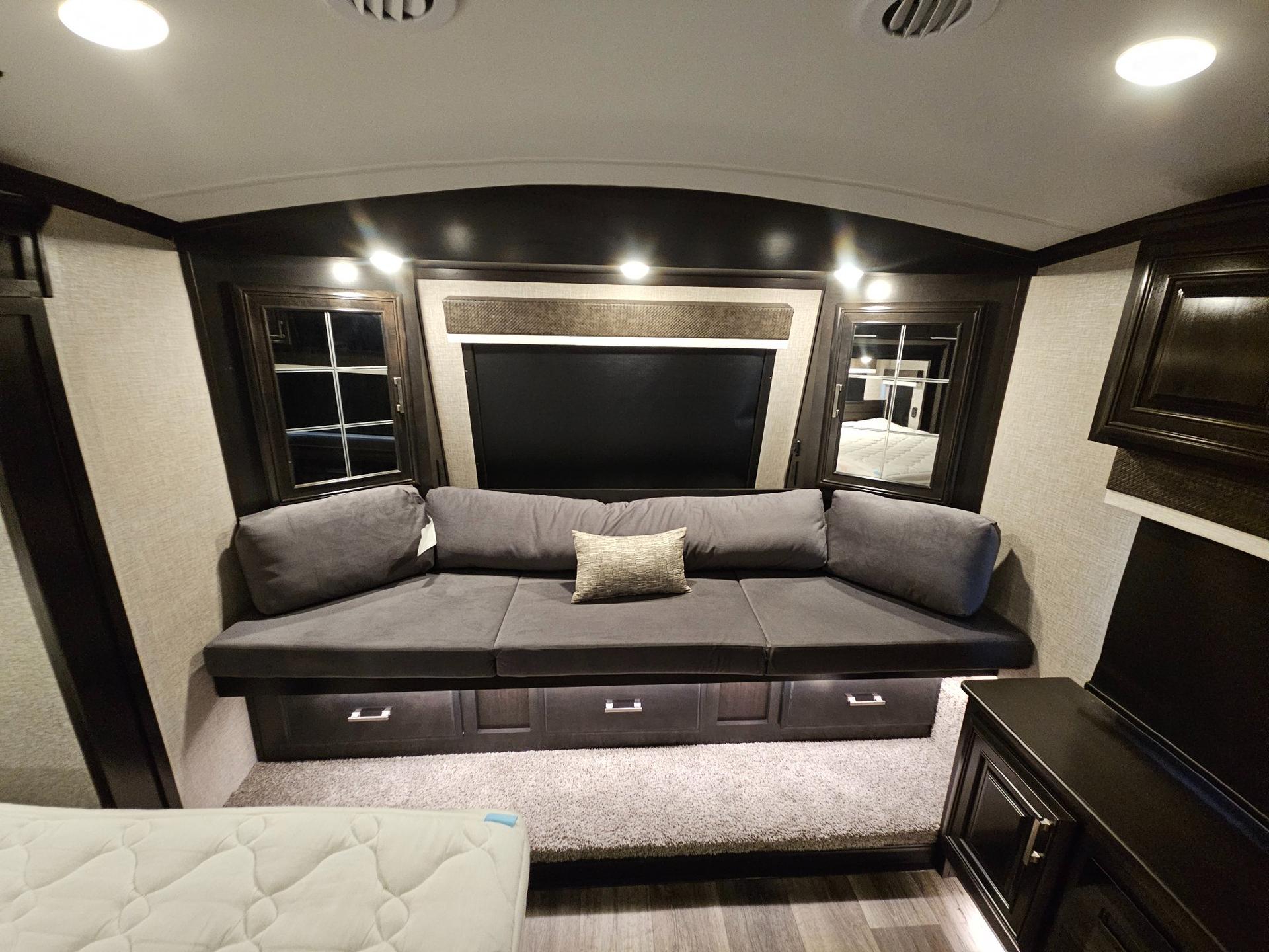 2022 Jayco 2022 Jayco Pinnacle - thumbnail 42
