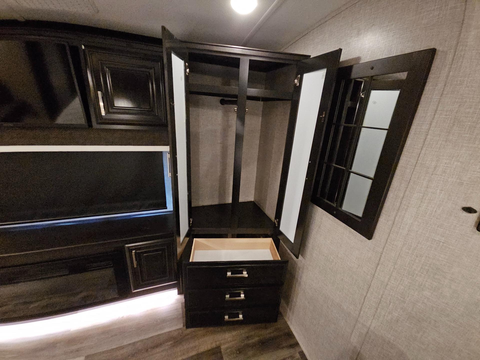 2022 Jayco 2022 Jayco Pinnacle - thumbnail 47