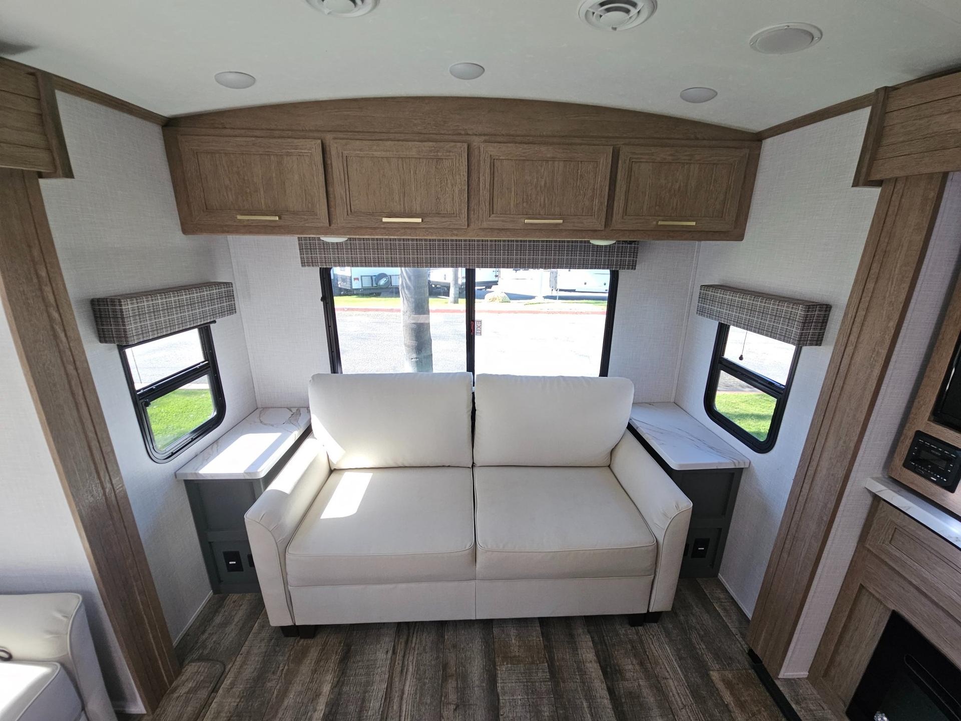 2024 Dutchmen RV 2024 Dutchmen RV Eddie Bauer - thumbnail 10
