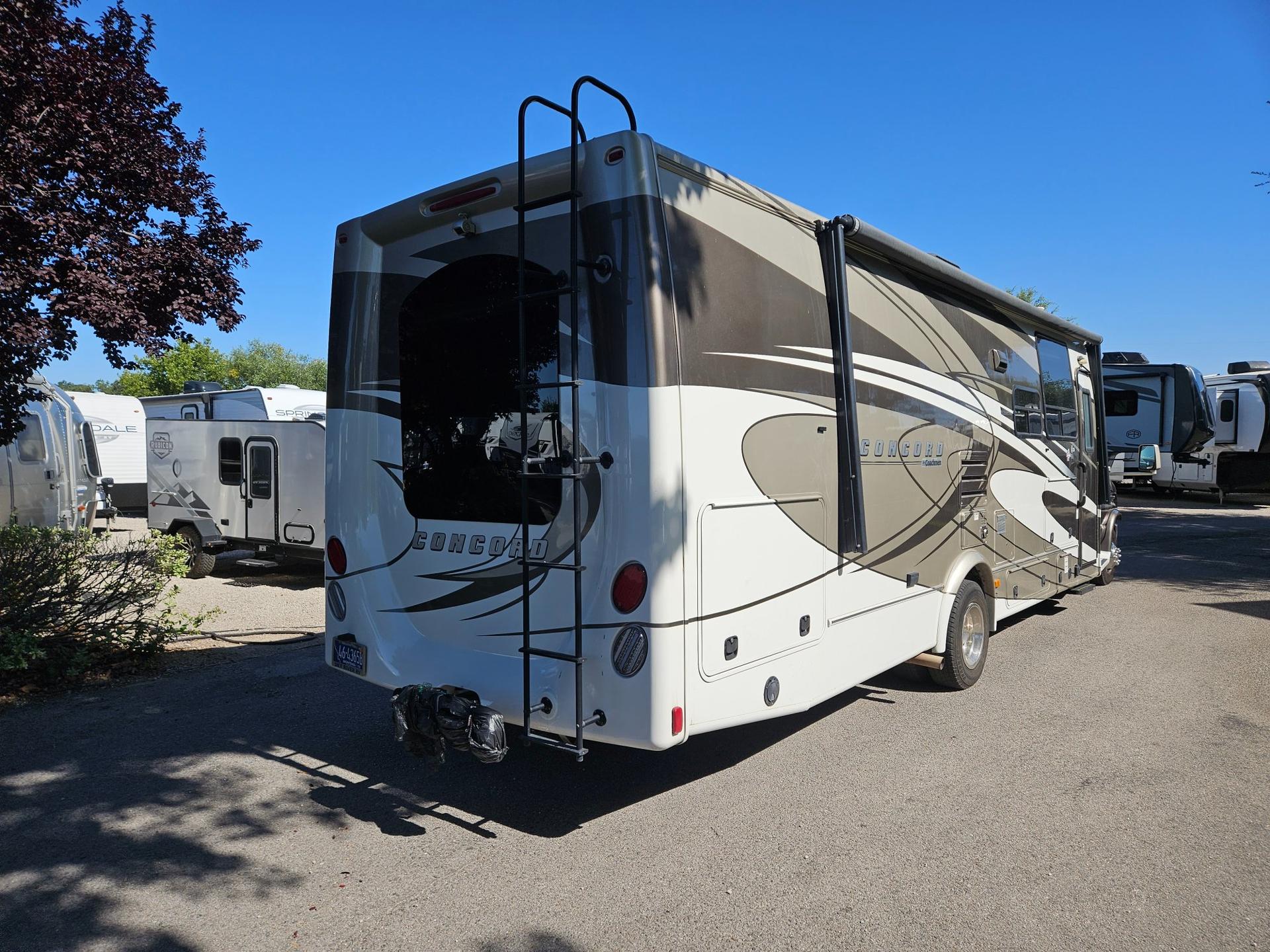 2015 Coachmen 2015 Coachmen Concord - thumbnail 2