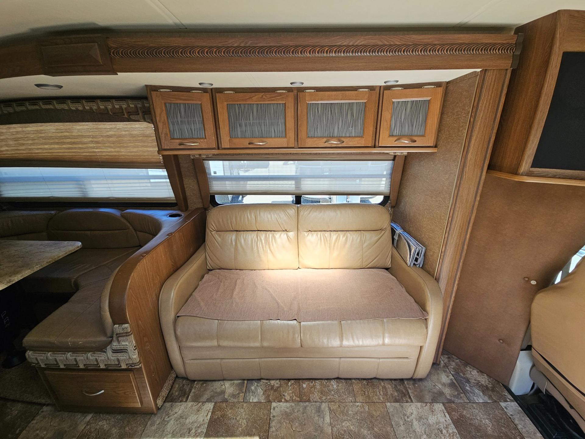 2015 Coachmen 2015 Coachmen Concord - thumbnail 7