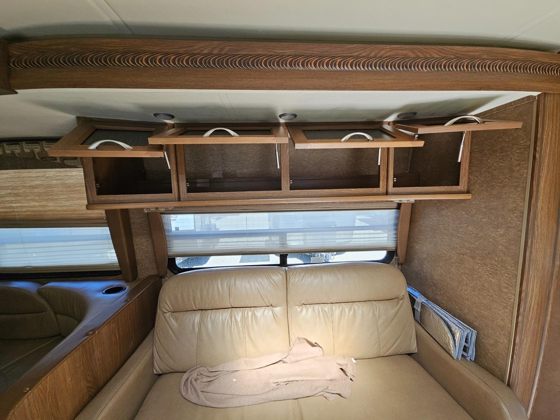 2015 Coachmen 2015 Coachmen Concord - thumbnail 9
