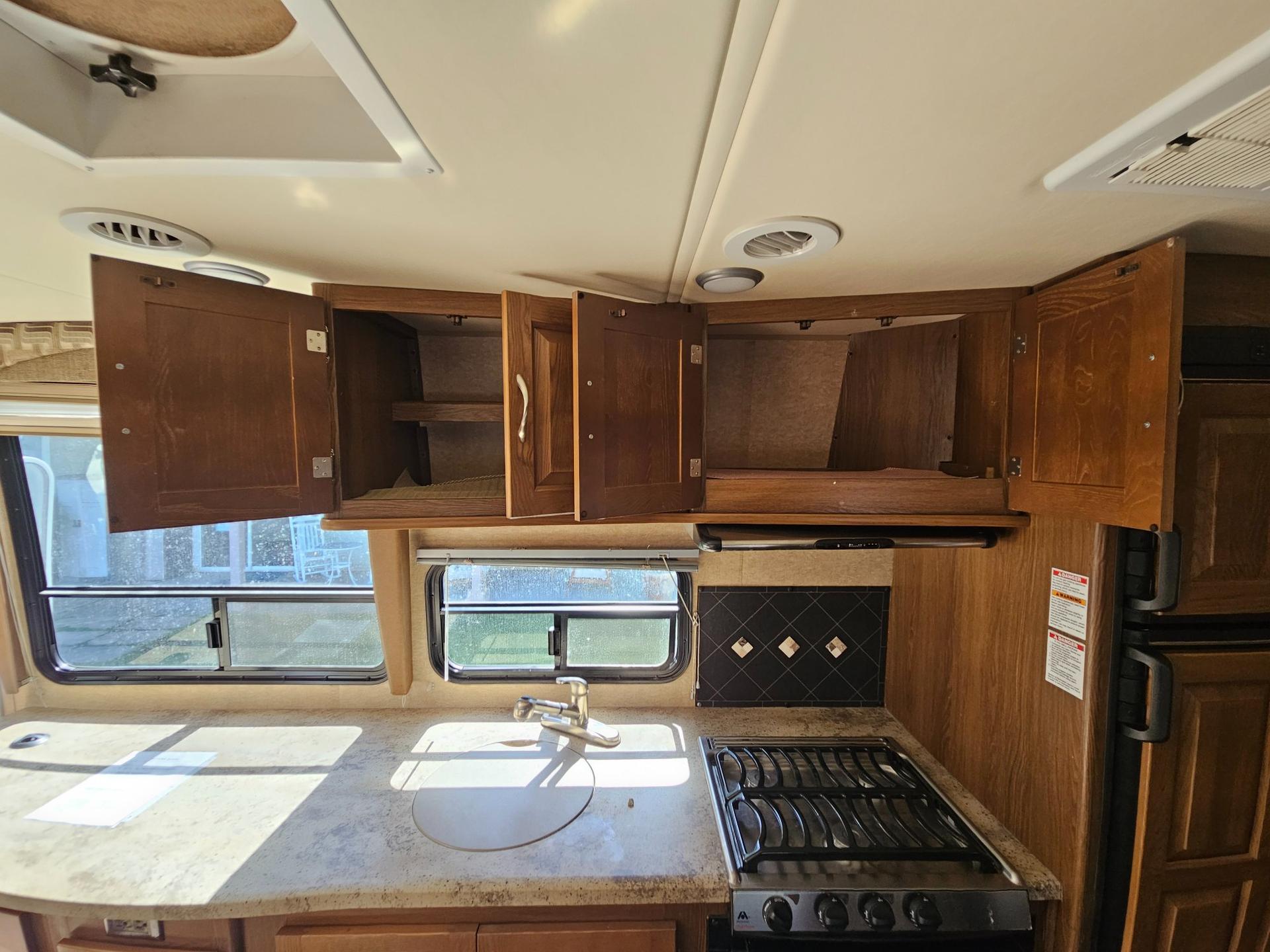 2015 Coachmen 2015 Coachmen Concord - thumbnail 15