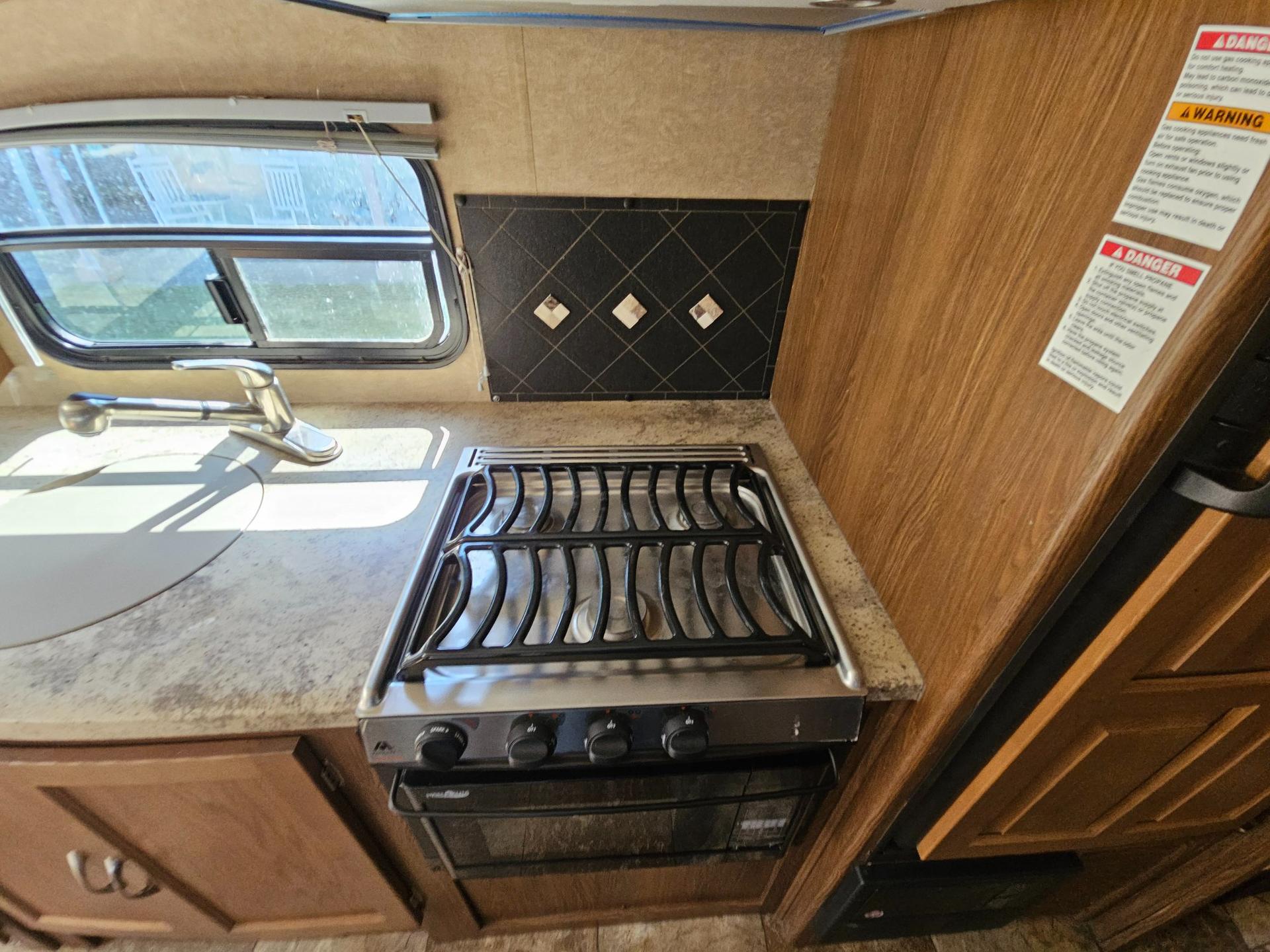 2015 Coachmen 2015 Coachmen Concord - thumbnail 17