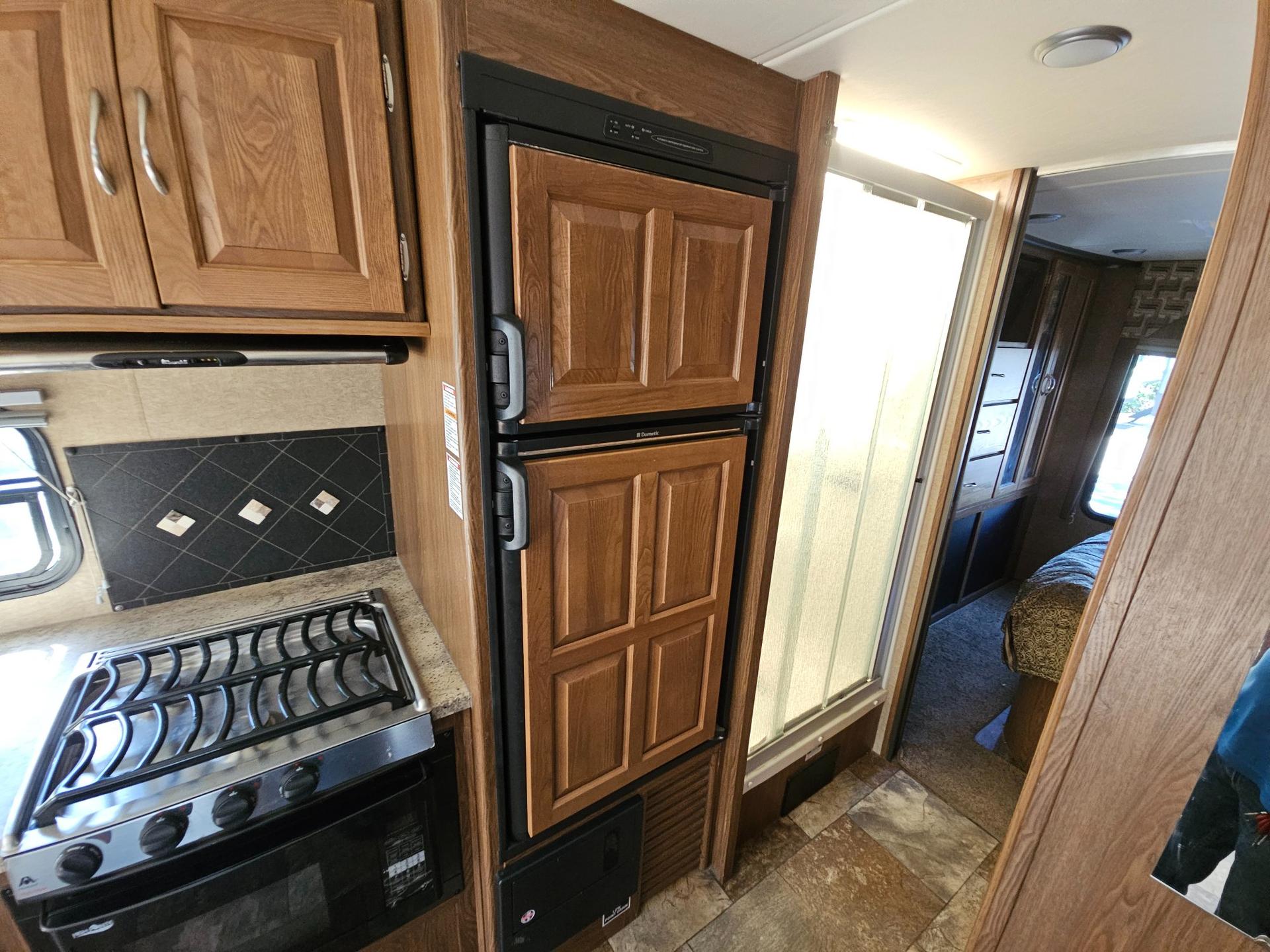 2015 Coachmen 2015 Coachmen Concord - thumbnail 20