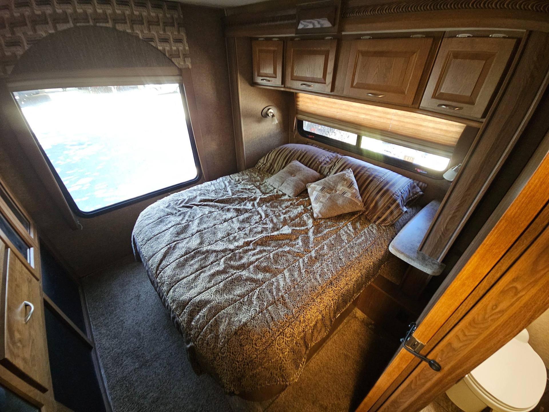 2015 Coachmen 2015 Coachmen Concord - thumbnail 28