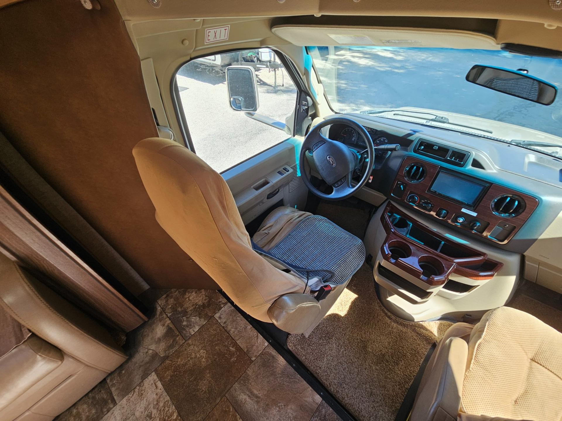 2015 Coachmen 2015 Coachmen Concord - thumbnail 34