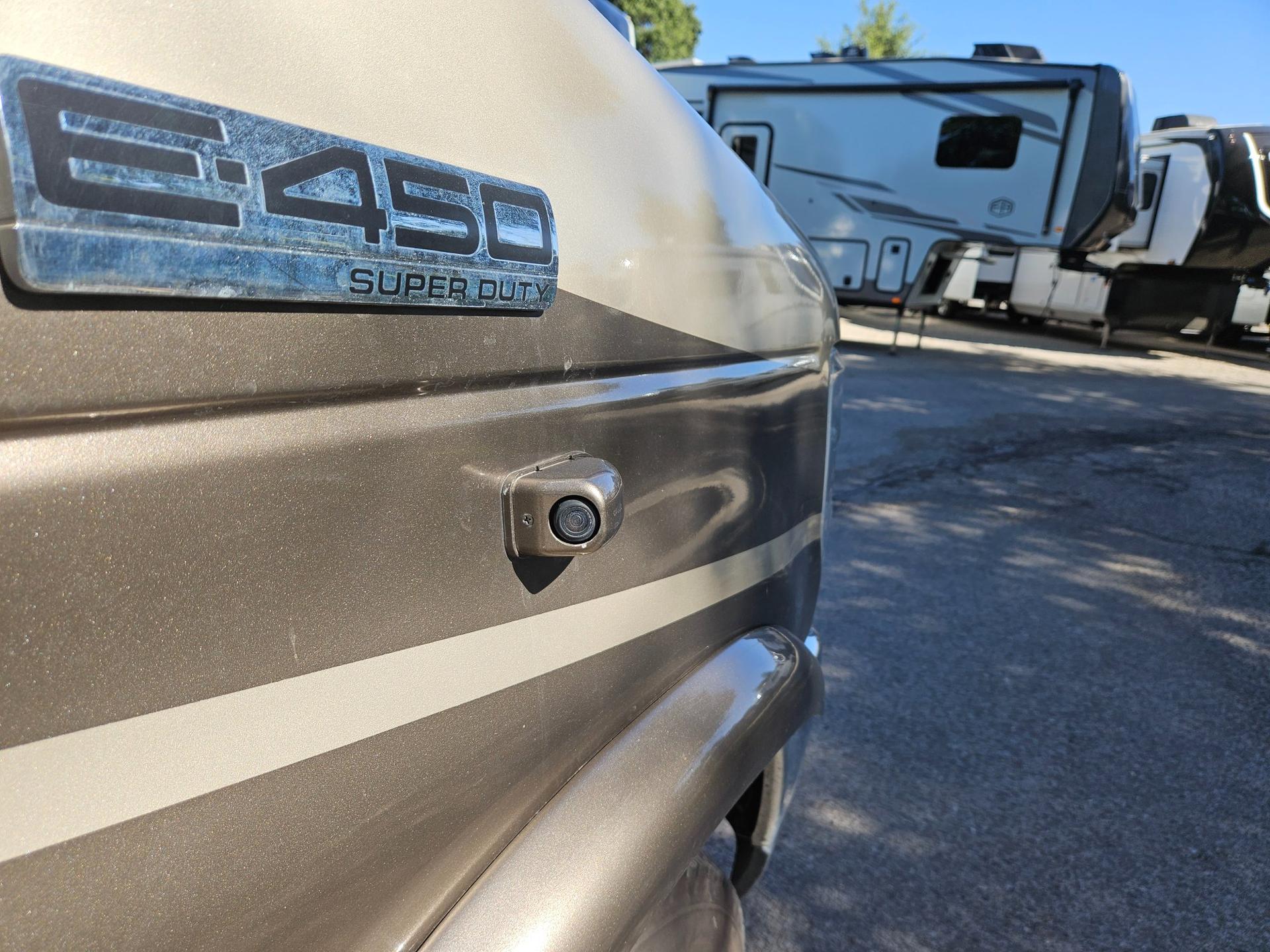 2015 Coachmen 2015 Coachmen Concord - thumbnail 44