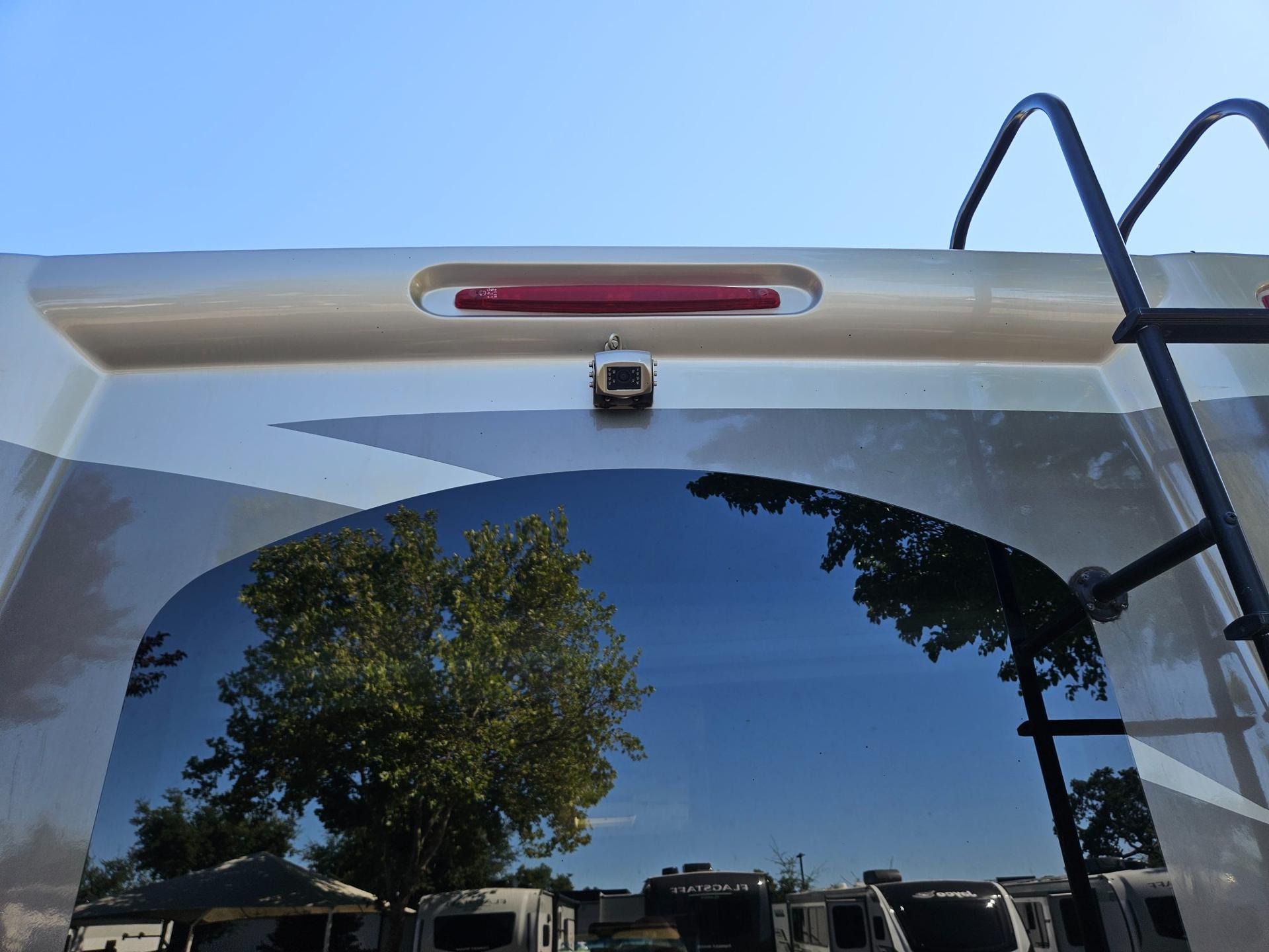 2015 Coachmen 2015 Coachmen Concord - thumbnail 50