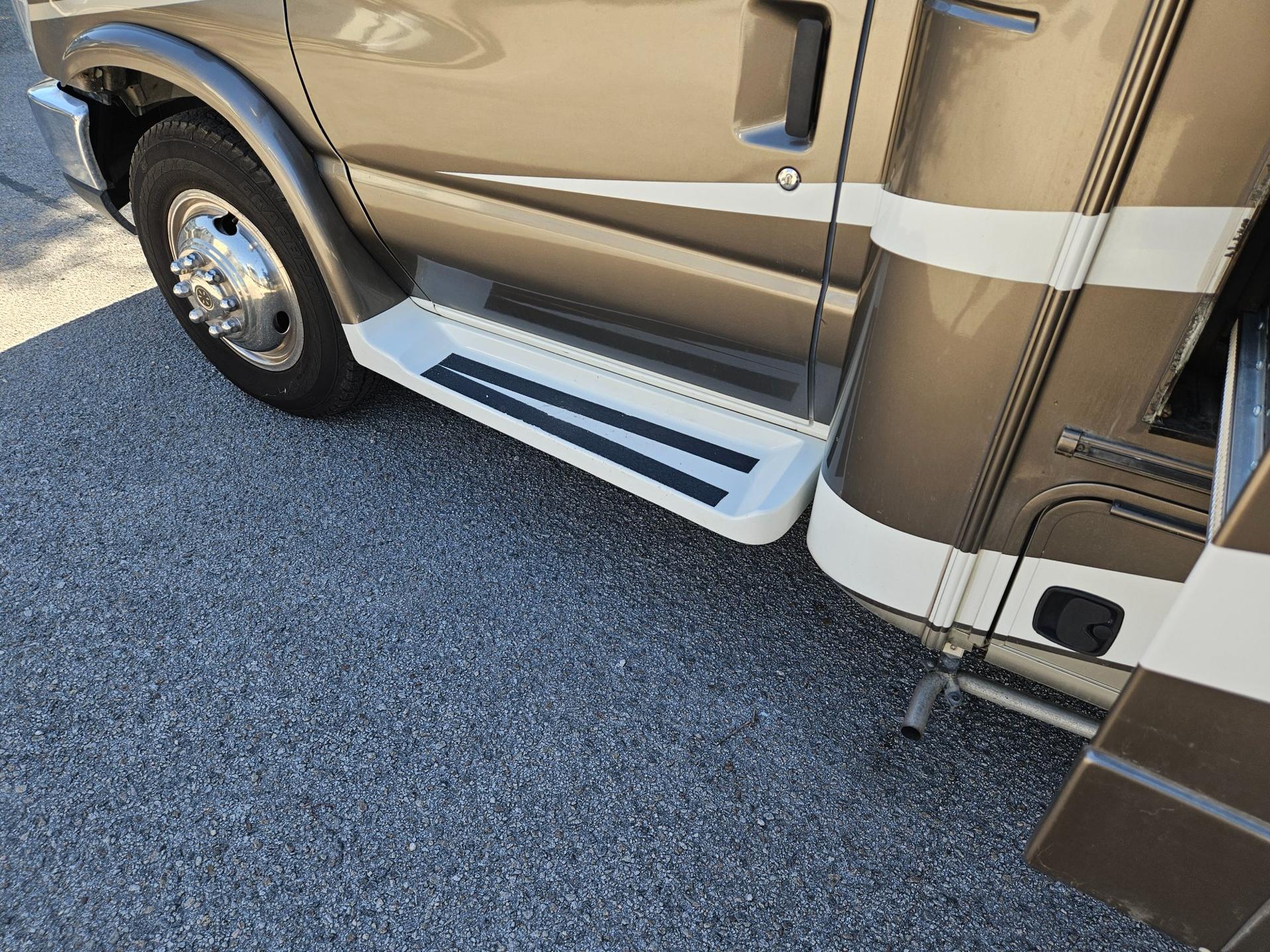 2015 Coachmen 2015 Coachmen Concord - thumbnail 58