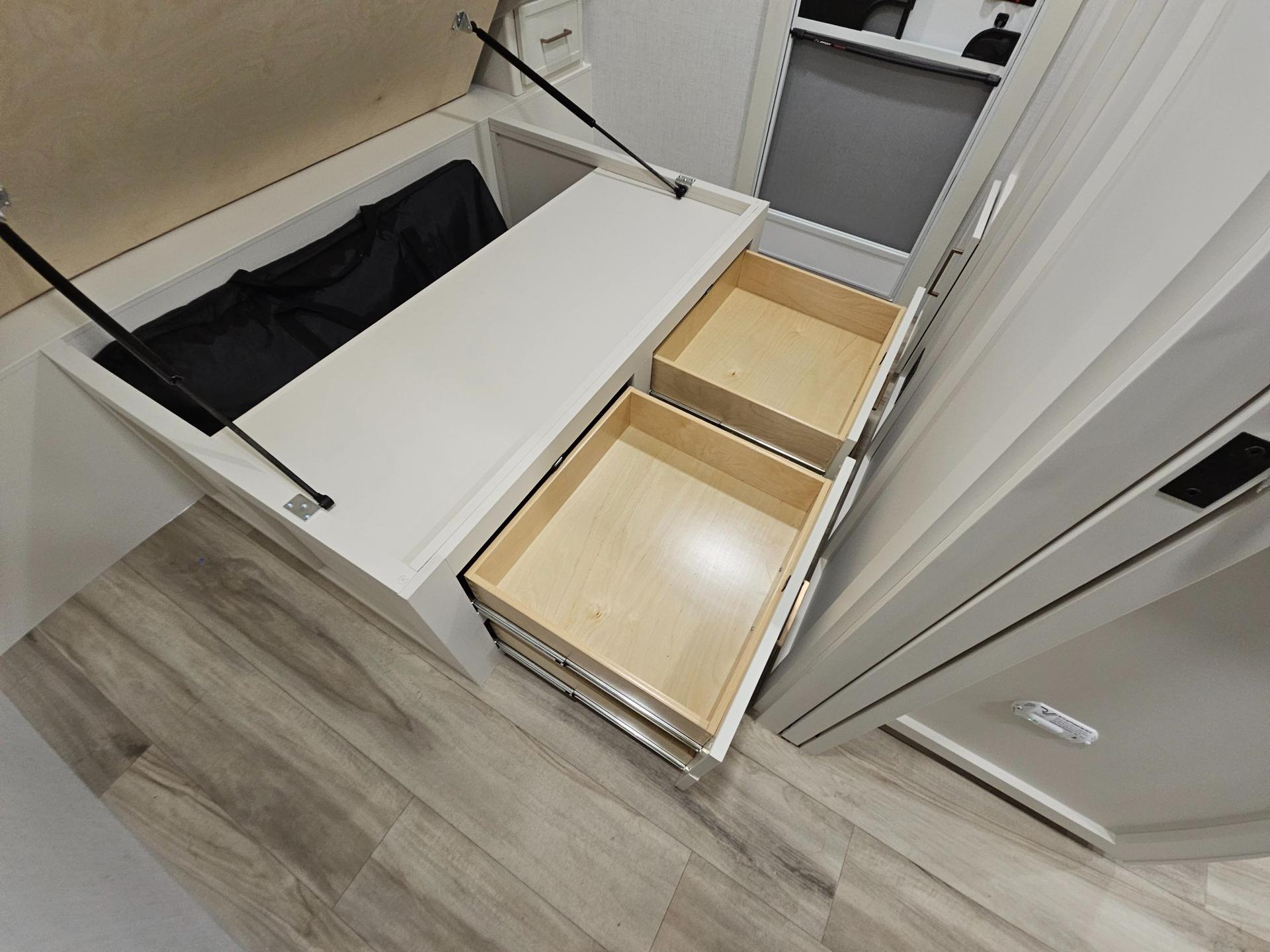2027 Brinkley RV 2027 Brinkley RV Model IX - thumbnail 29