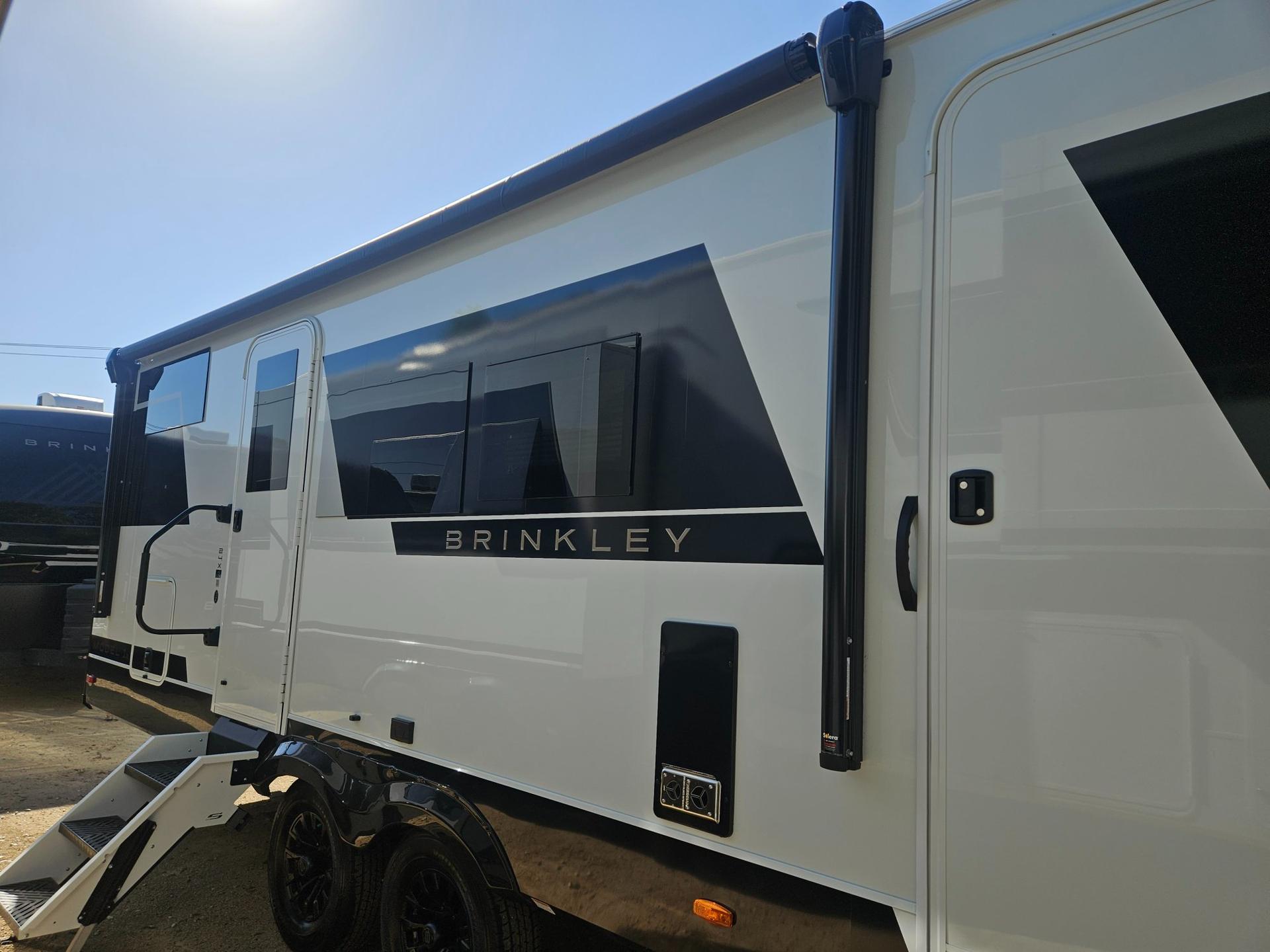 2027 Brinkley RV 2027 Brinkley RV Model IX - thumbnail 36