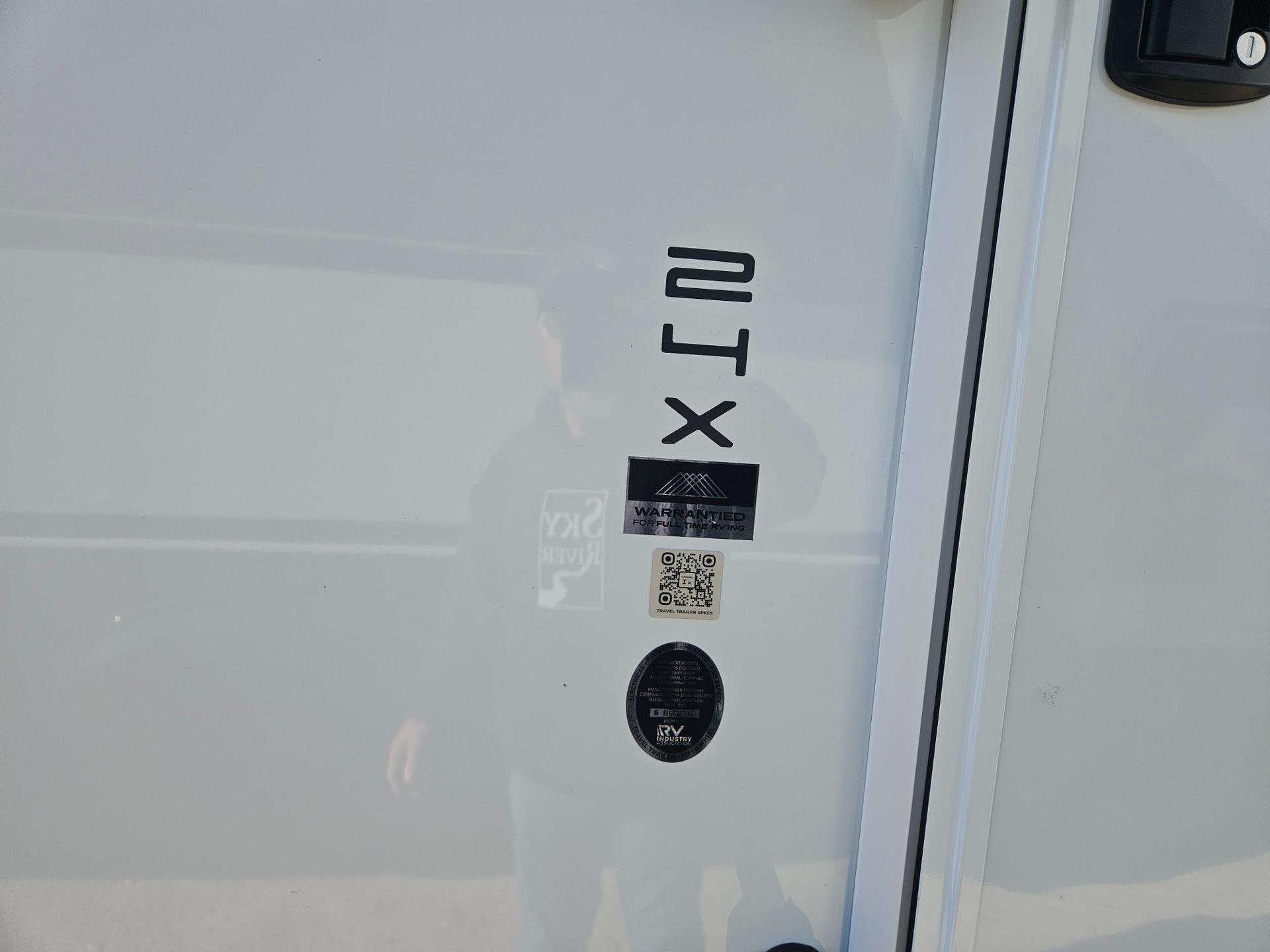 2027 Brinkley RV 2027 Brinkley RV Model IX - thumbnail 39