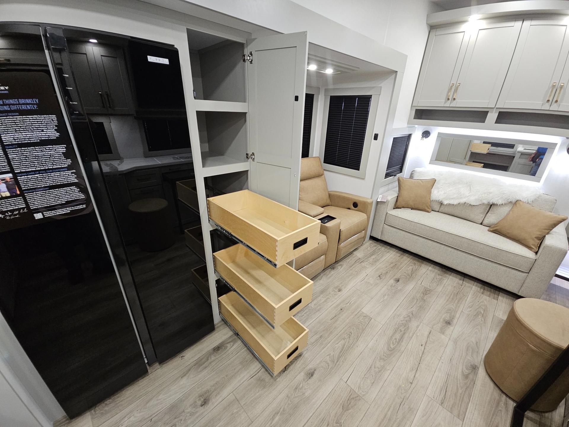 2026 Brinkley RV 2026 Brinkley RV Model Z - thumbnail 11
