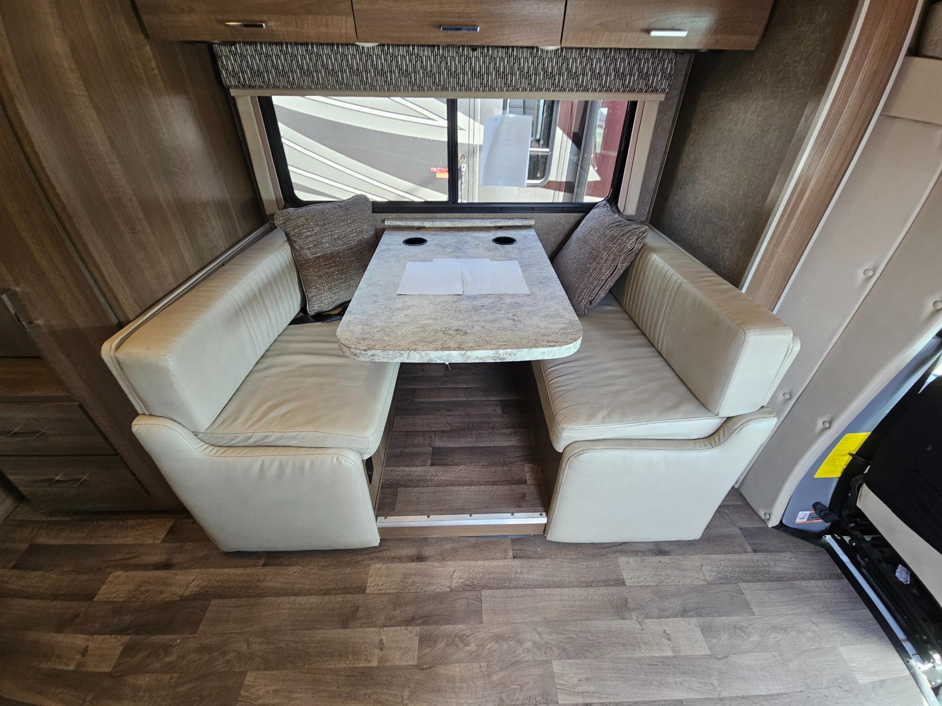 2018 Fleetwood RV 2018 Fleetwood RV Pulse - thumbnail 9