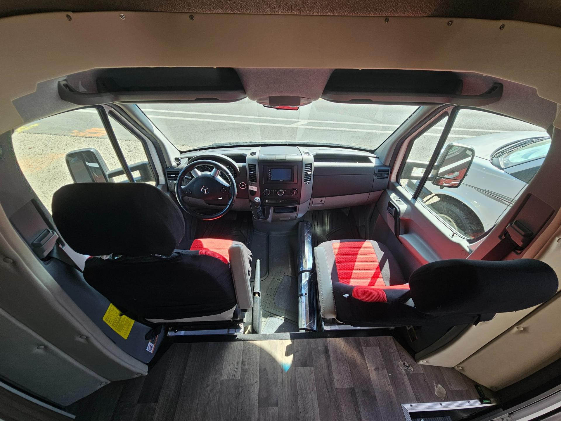 2018 Fleetwood RV 2018 Fleetwood RV Pulse - thumbnail 26