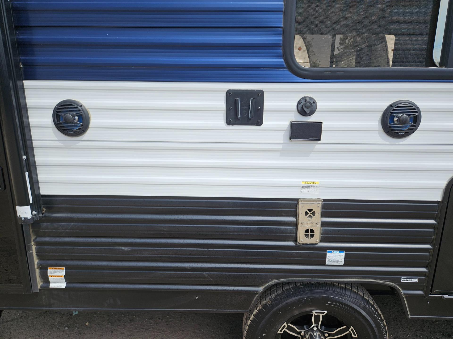 2023 Forest River RV 2023 Forest River RV Cherokee Wolf Pup - thumbnail 32