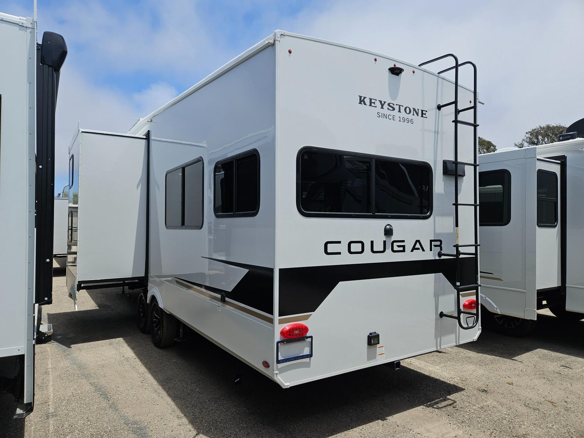 2027 Keystone RV 2027 Keystone RV Cougar - thumbnail 3