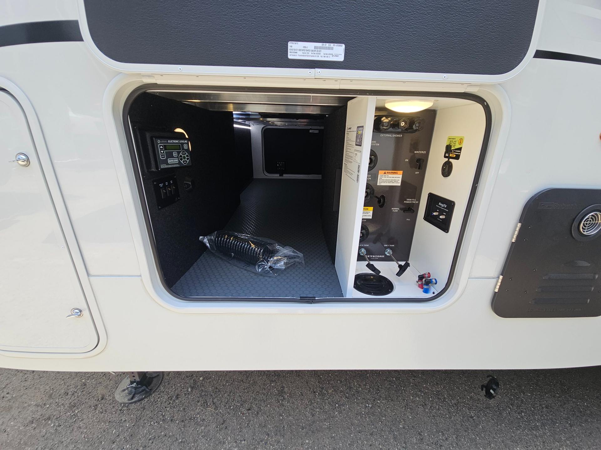 2027 Keystone RV 2027 Keystone RV Cougar - thumbnail 54