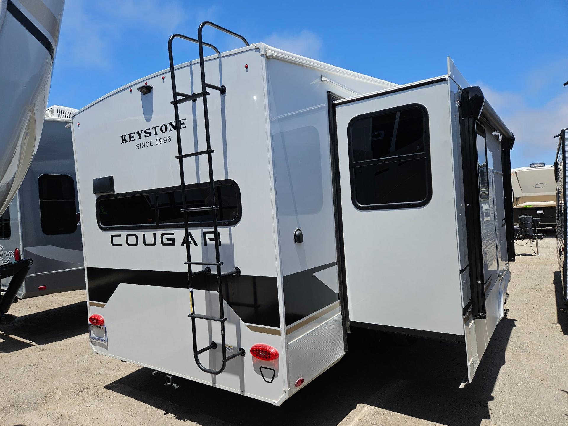 2027 Keystone RV 2027 Keystone RV Cougar - thumbnail 3