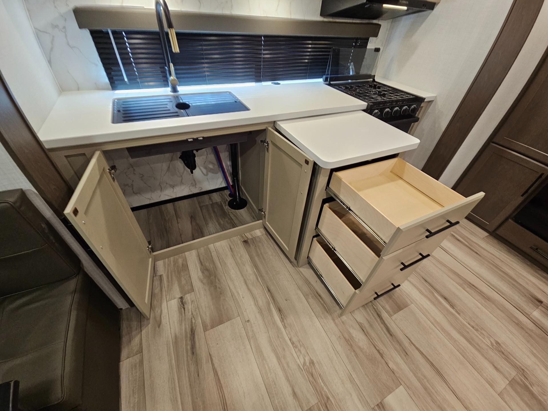 2027 Keystone RV 2027 Keystone RV Cougar - thumbnail 19
