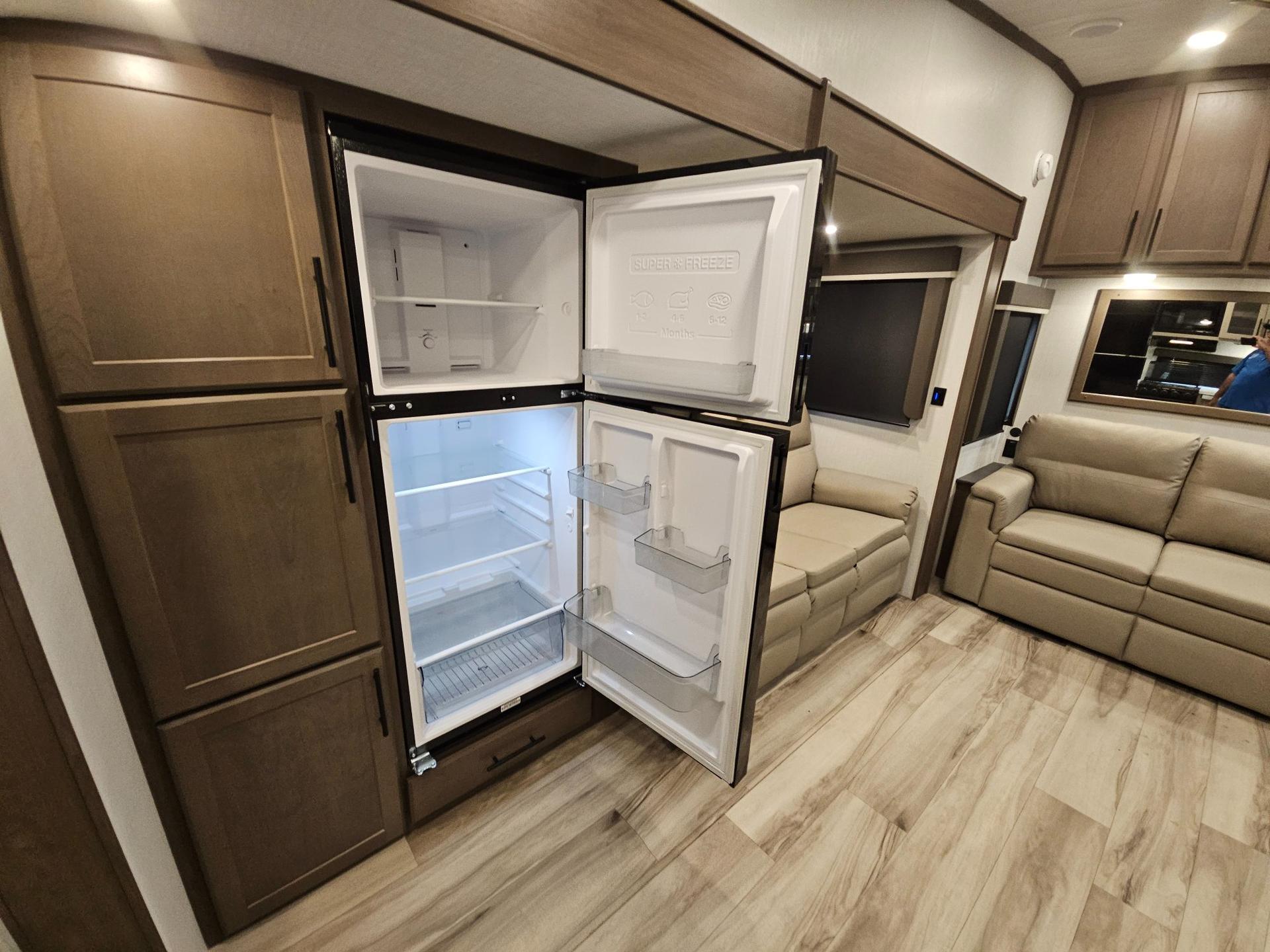 2027 Keystone RV 2027 Keystone RV Cougar - thumbnail 23