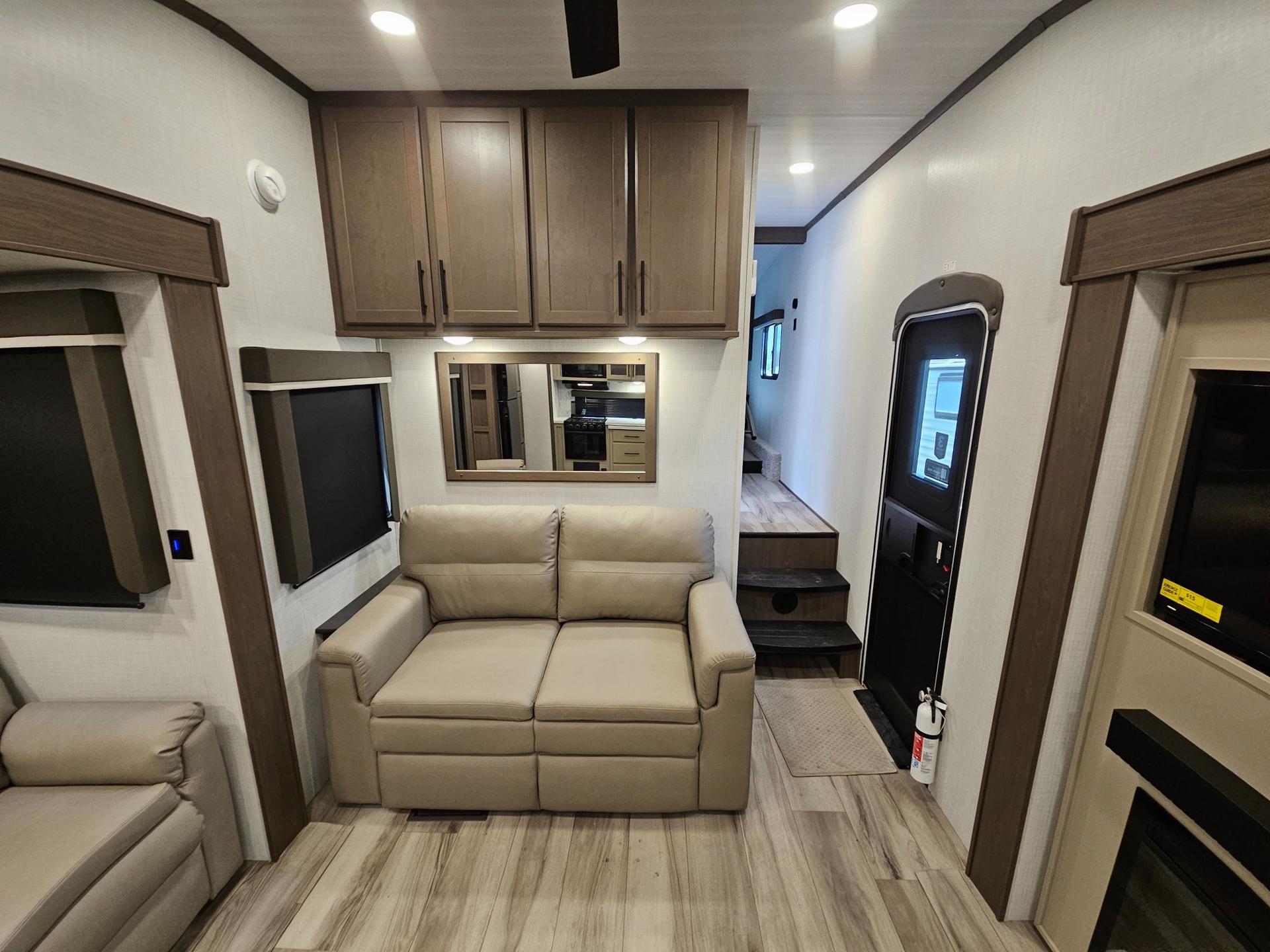 2027 Keystone RV 2027 Keystone RV Cougar - thumbnail 26