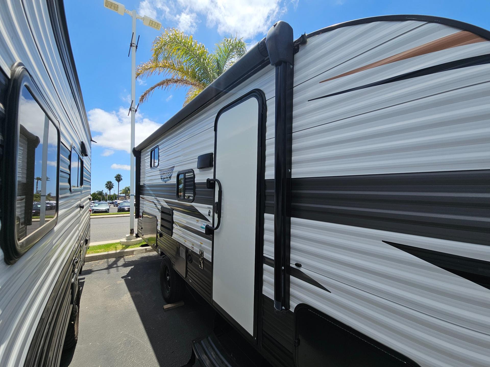 2023 Forest River RV 2023 Forest River RV Wildwood FSX - thumbnail 33