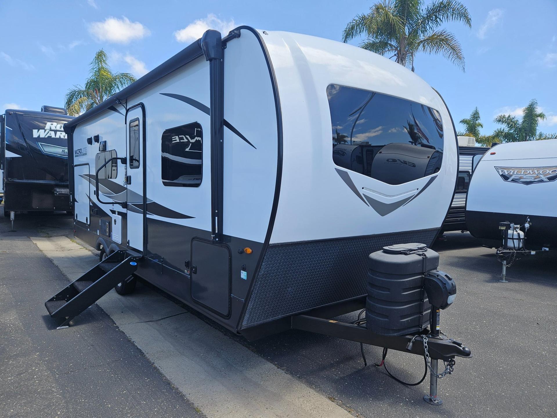 2025 Forest River RV Flagstaff Micro Lite 25BSDS