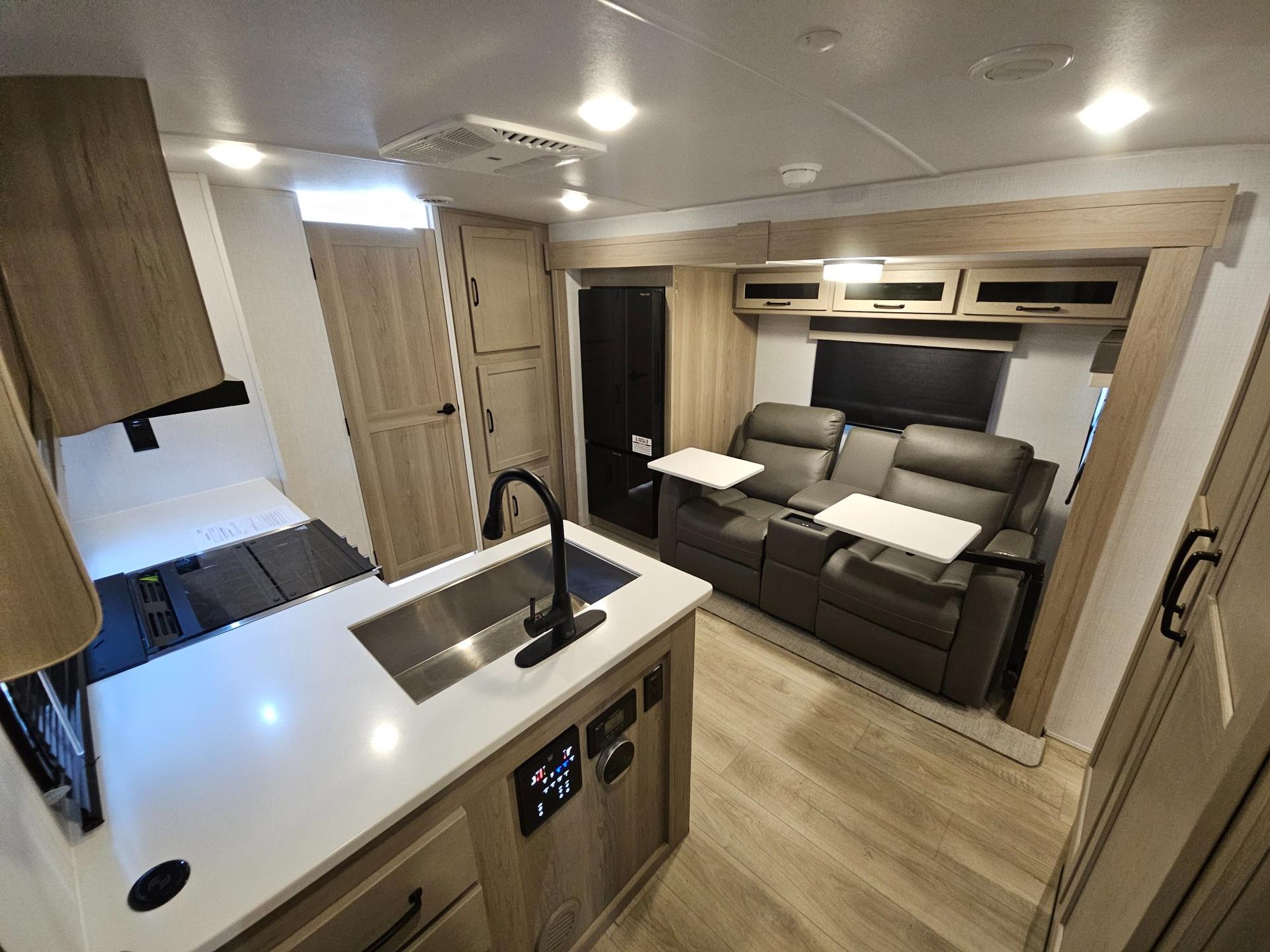 2025 Forest River RV 2025 Forest River RV Flagstaff Micro Lite - thumbnail 6