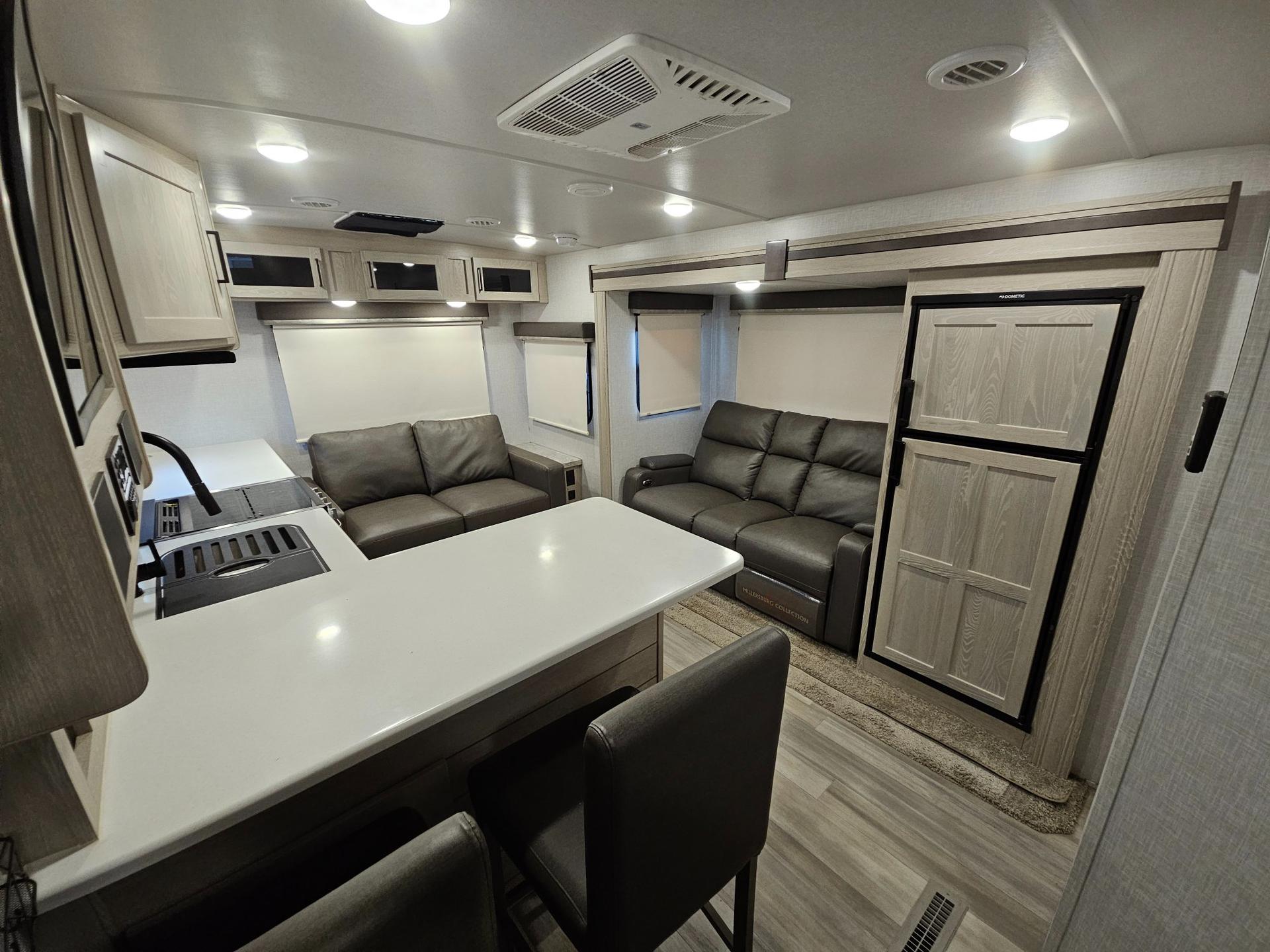 2021 Forest River RV 2021 Forest River RV Rockwood Ultra Lite - thumbnail 5