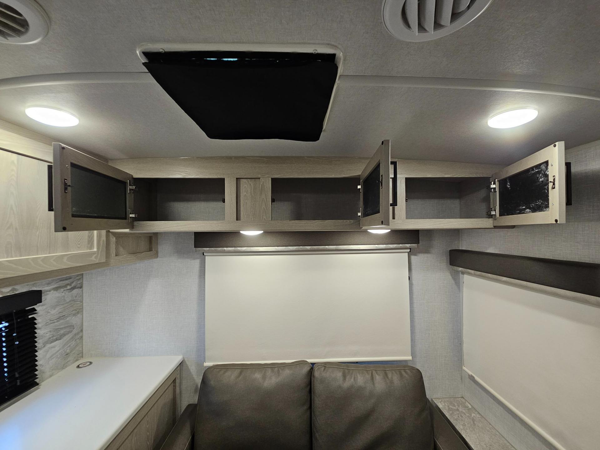 2021 Forest River RV 2021 Forest River RV Rockwood Ultra Lite - thumbnail 12