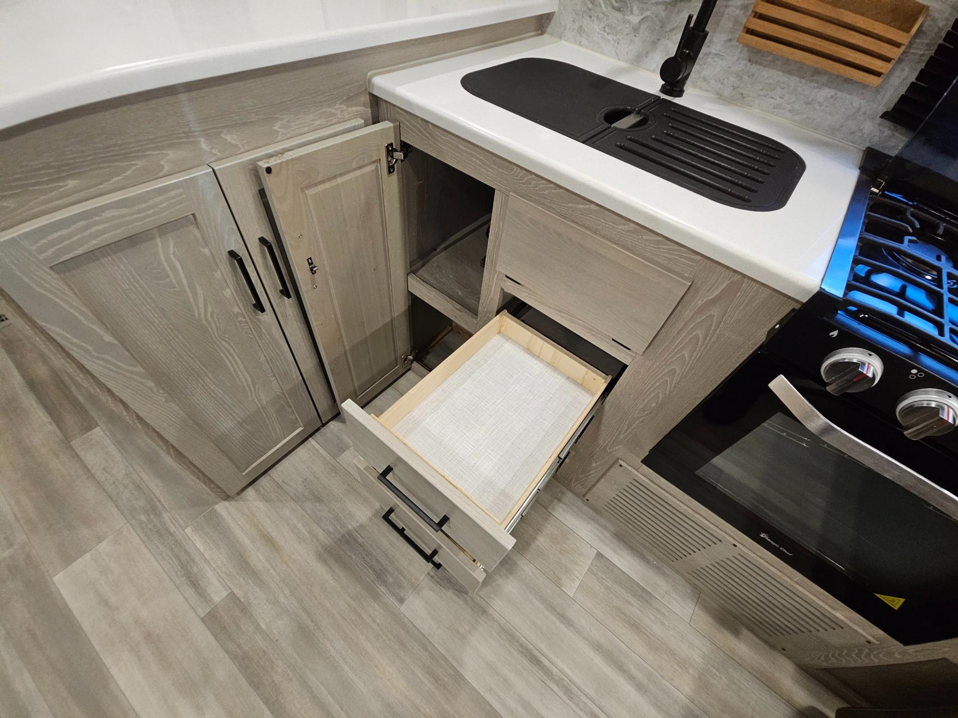 2021 Forest River RV 2021 Forest River RV Rockwood Ultra Lite - thumbnail 19