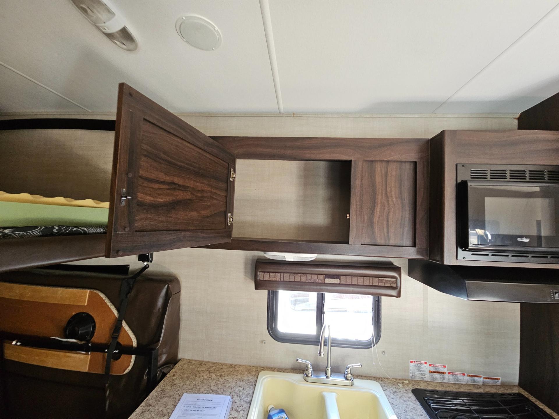 2019 Pacific Coachworks 2019 Pacific Coachworks Surf Side - thumbnail 8