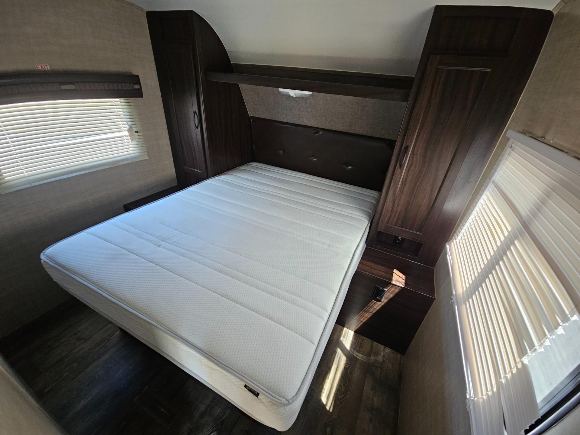 2019 Pacific Coachworks 2019 Pacific Coachworks Surf Side - thumbnail 21