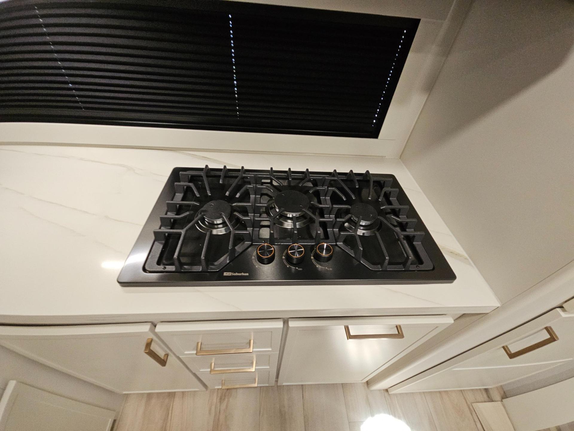 2027 Brinkley RV 2027 Brinkley RV Model I - thumbnail 14