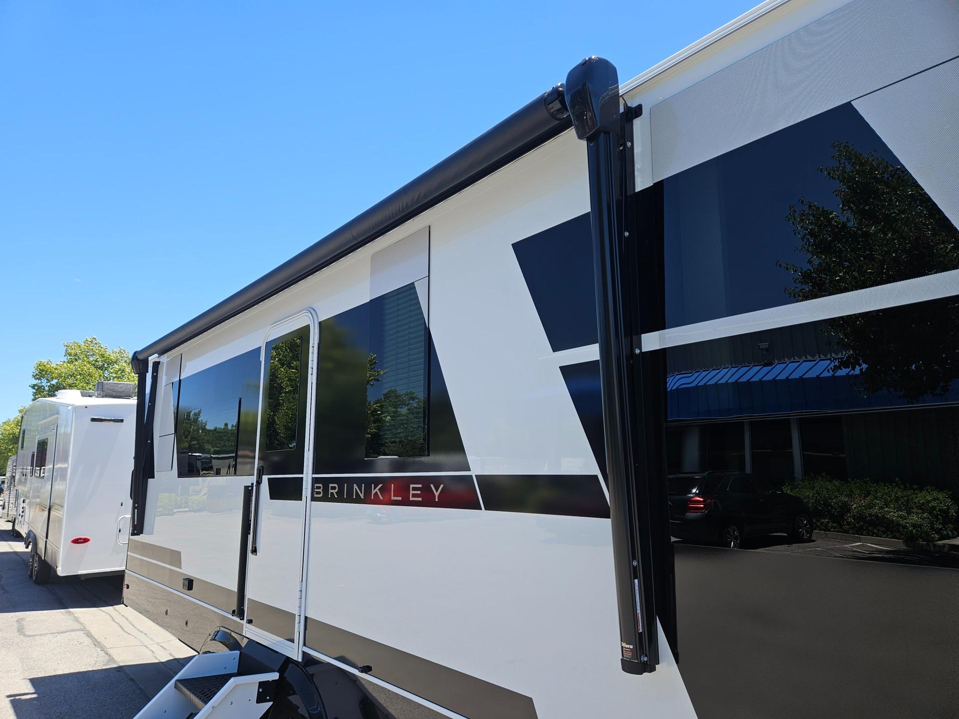 2027 Brinkley RV 2027 Brinkley RV Model I - thumbnail 42