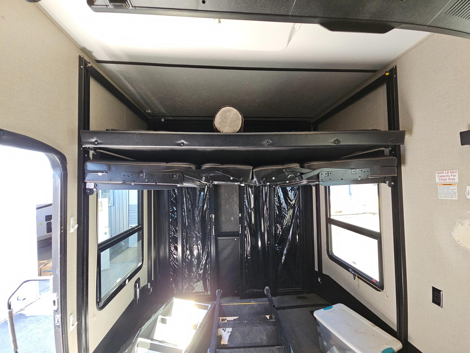 2018 Keystone RV 2018 Keystone RV Fuzion - thumbnail 20