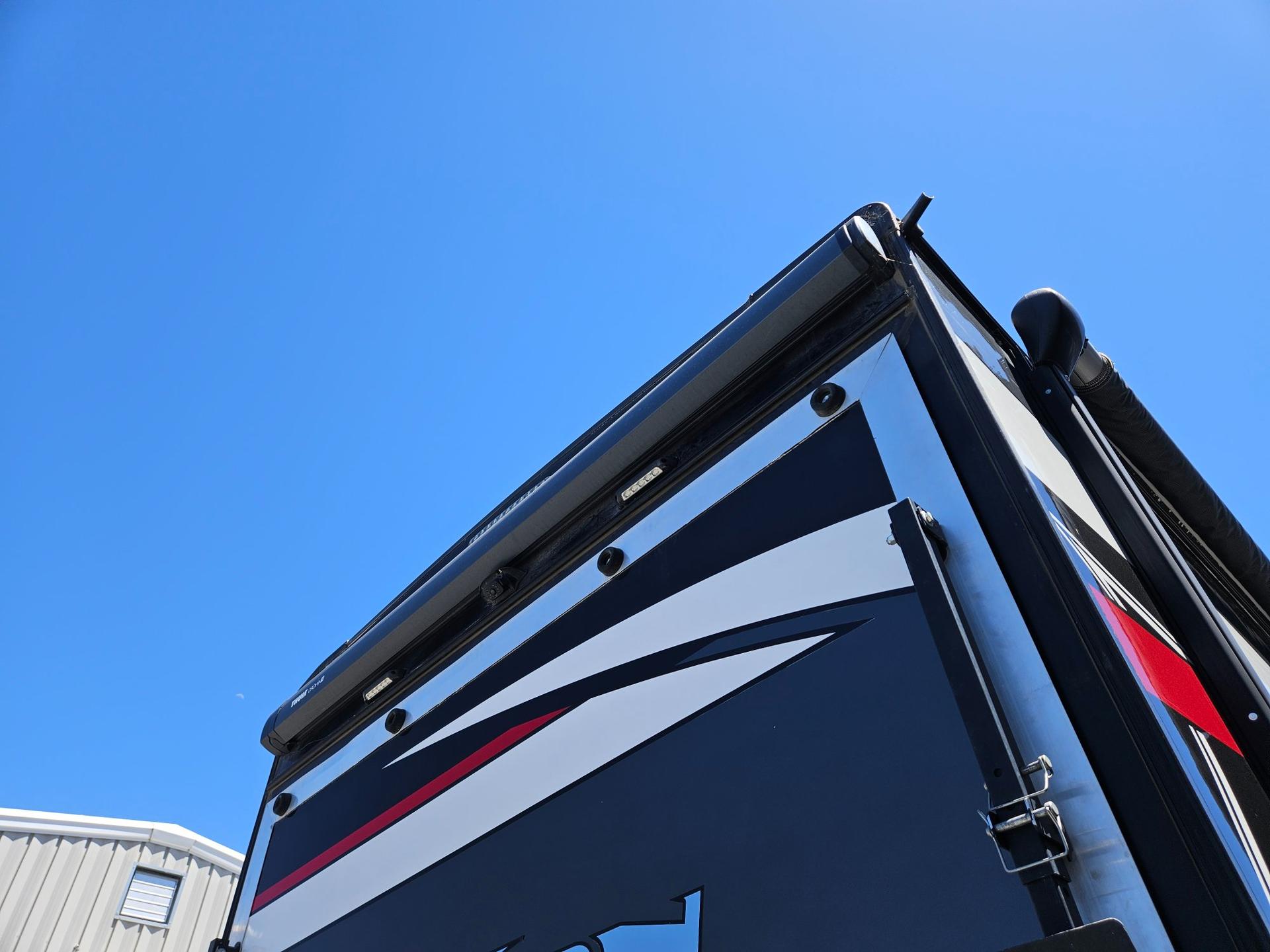 2018 Keystone RV 2018 Keystone RV Fuzion - thumbnail 38