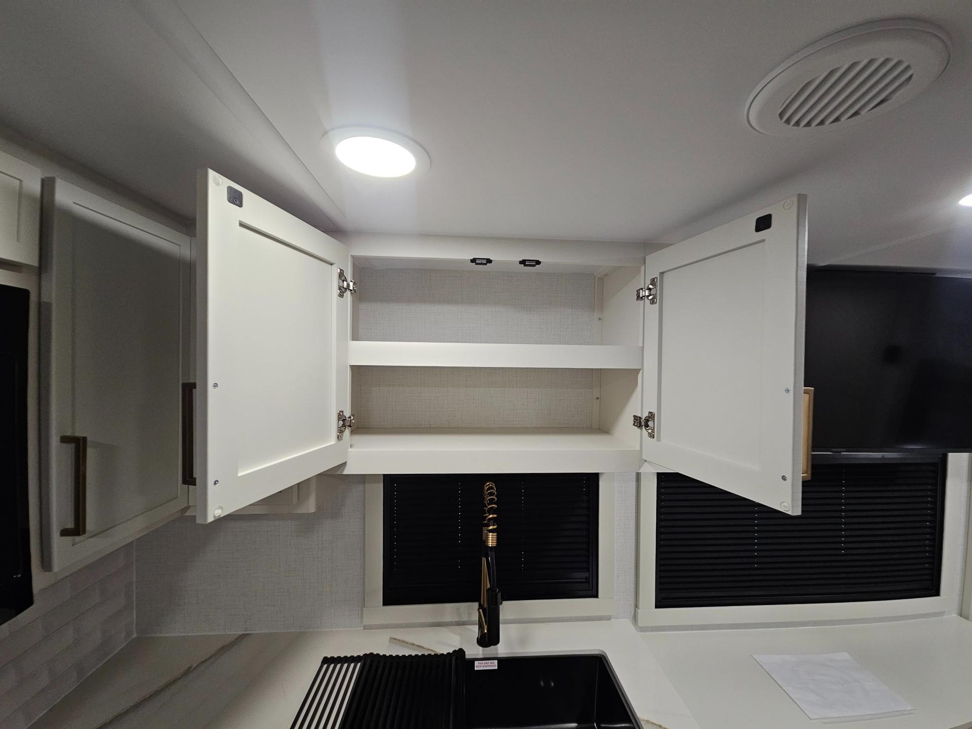 2027 Brinkley RV 2027 Brinkley RV Model Ix - thumbnail 12