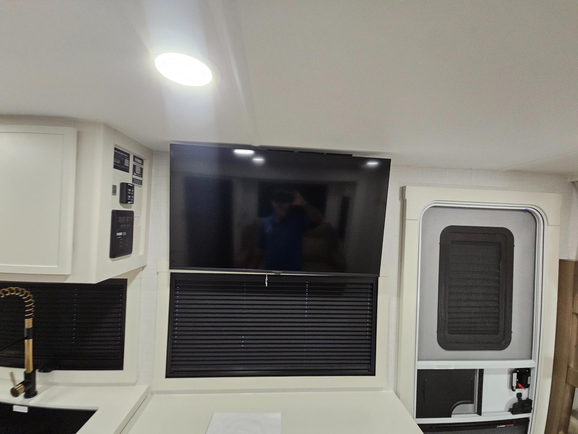 2027 Brinkley RV 2027 Brinkley RV Model Ix - thumbnail 18