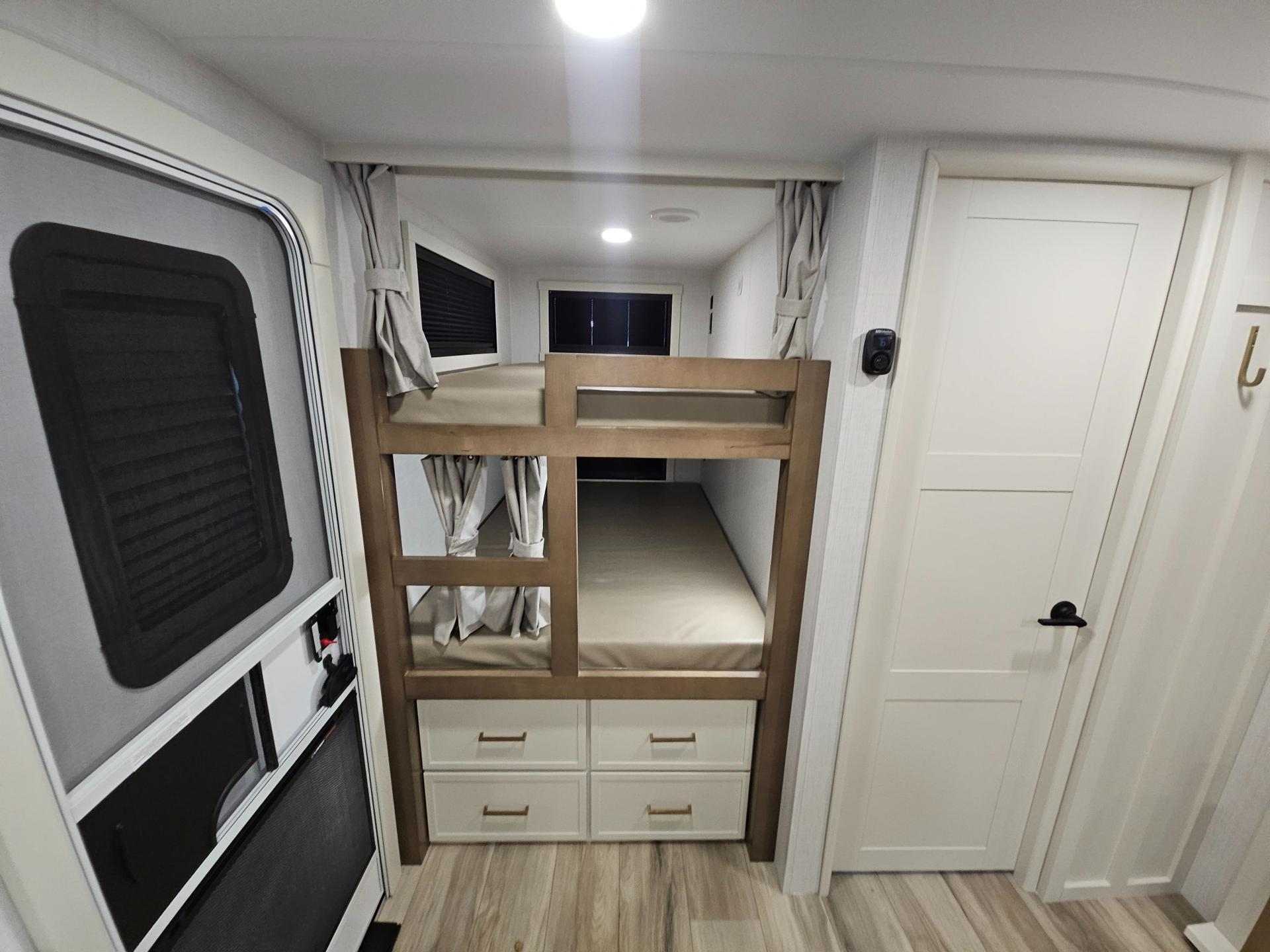 2027 Brinkley RV 2027 Brinkley RV Model Ix - thumbnail 21