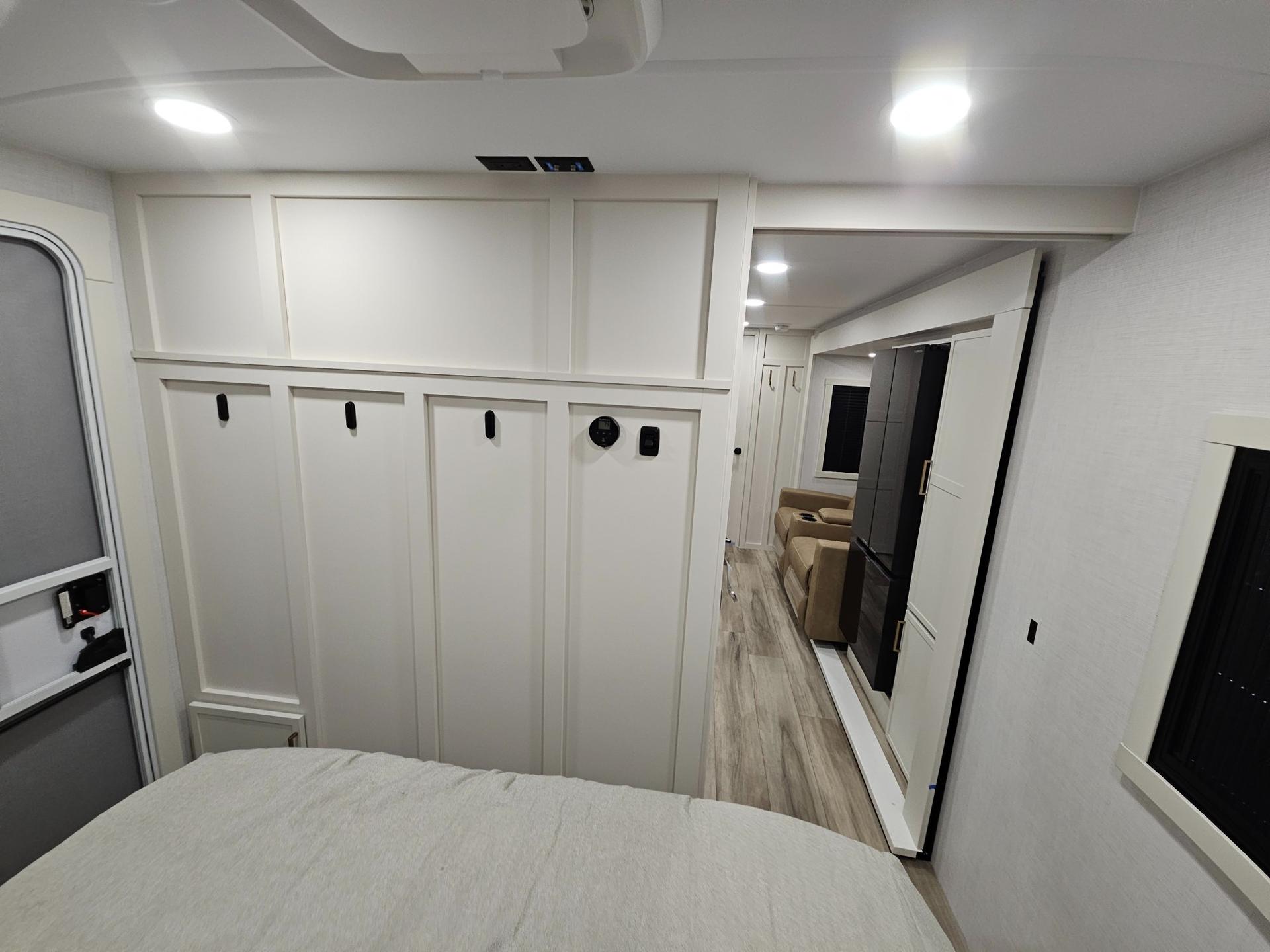2027 Brinkley RV 2027 Brinkley RV Model Ix - thumbnail 28