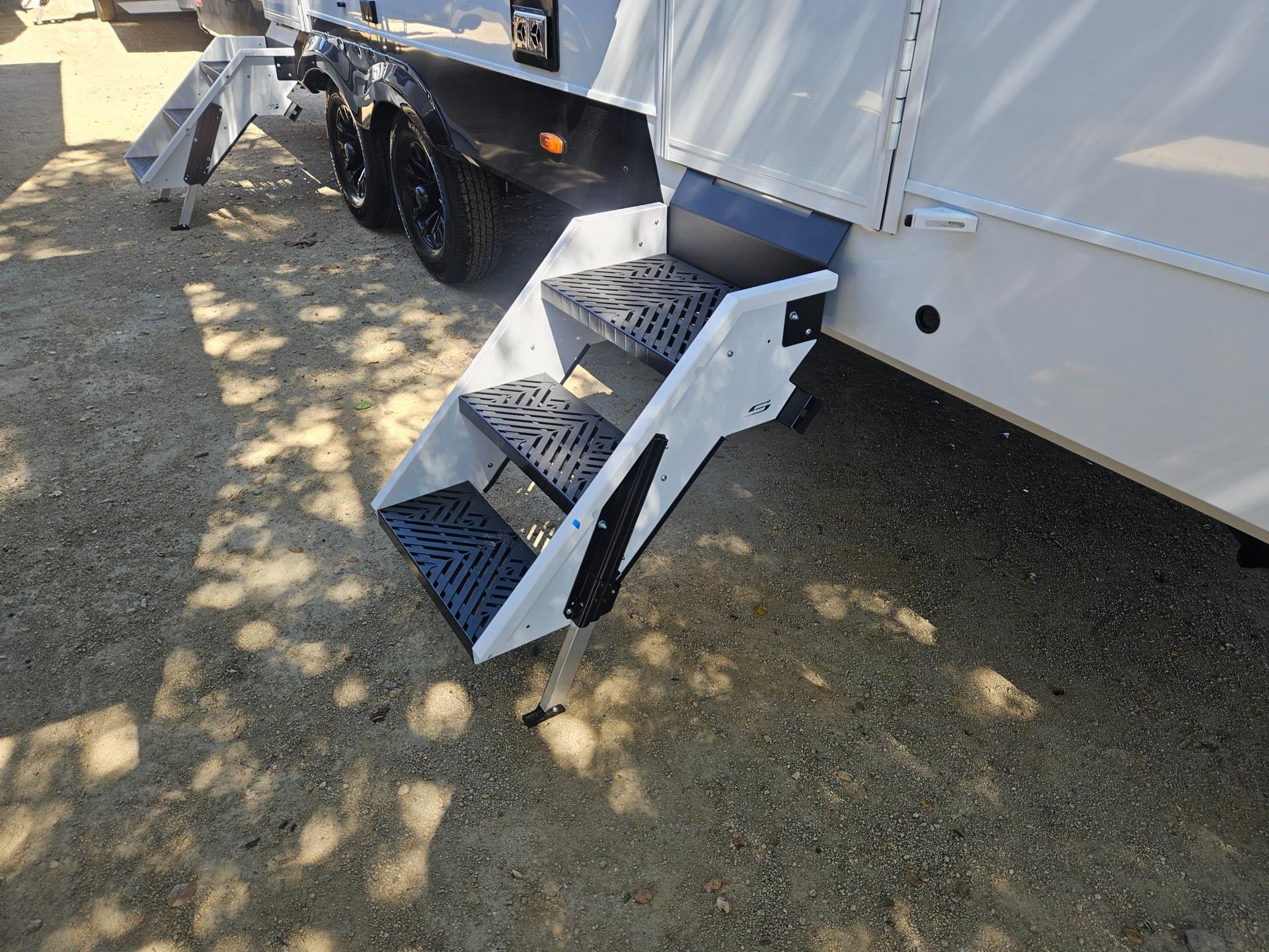 2027 Brinkley RV 2027 Brinkley RV Model Ix - thumbnail 40