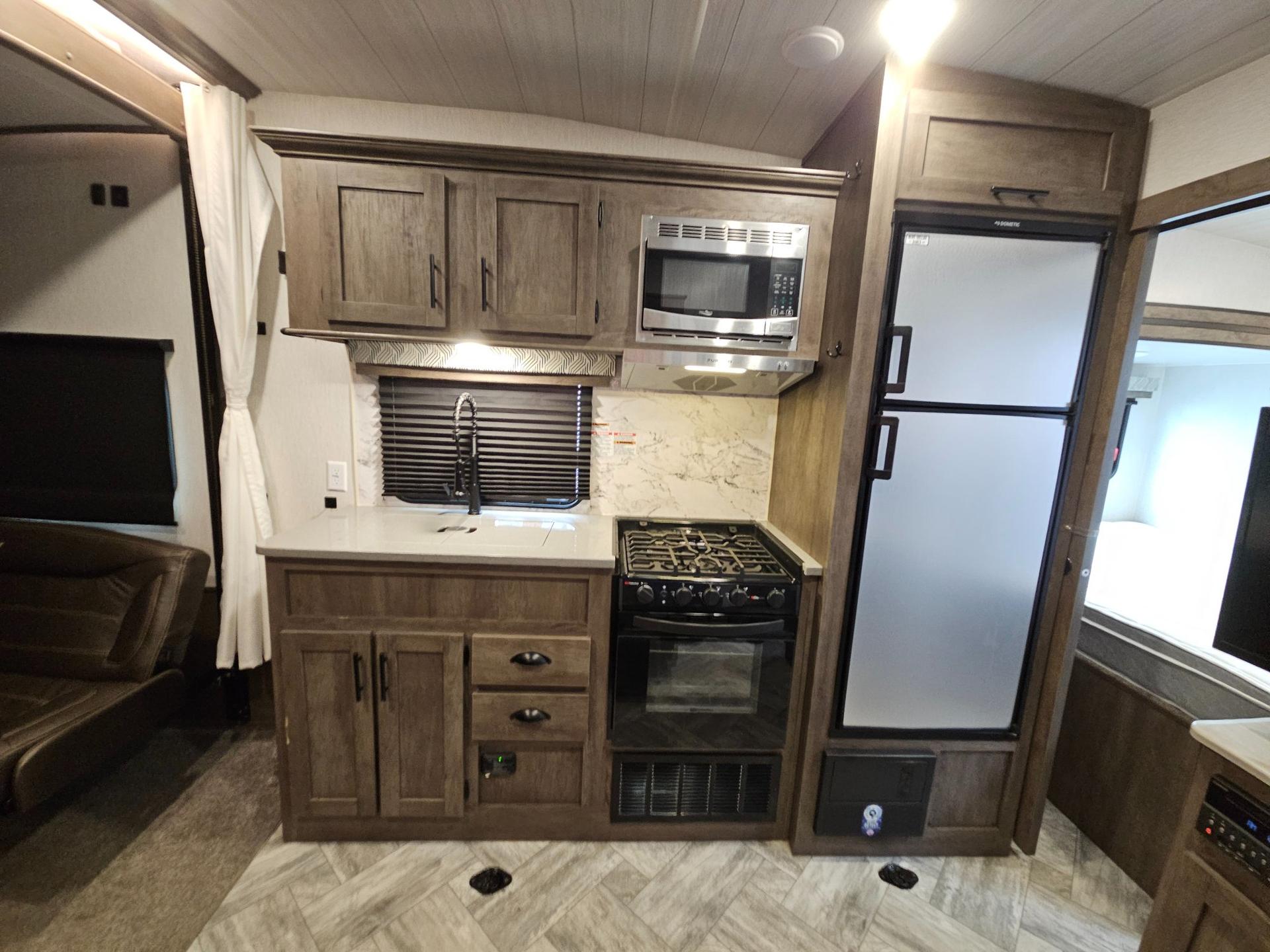 2022 Forest River RV 2022 Forest River RV Stealth - thumbnail 14