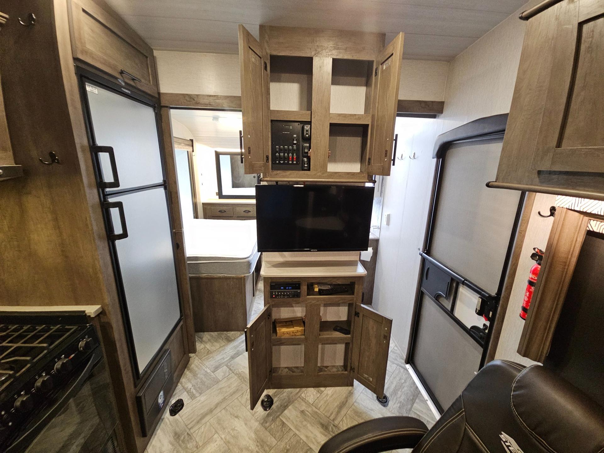 2022 Forest River RV 2022 Forest River RV Stealth - thumbnail 22