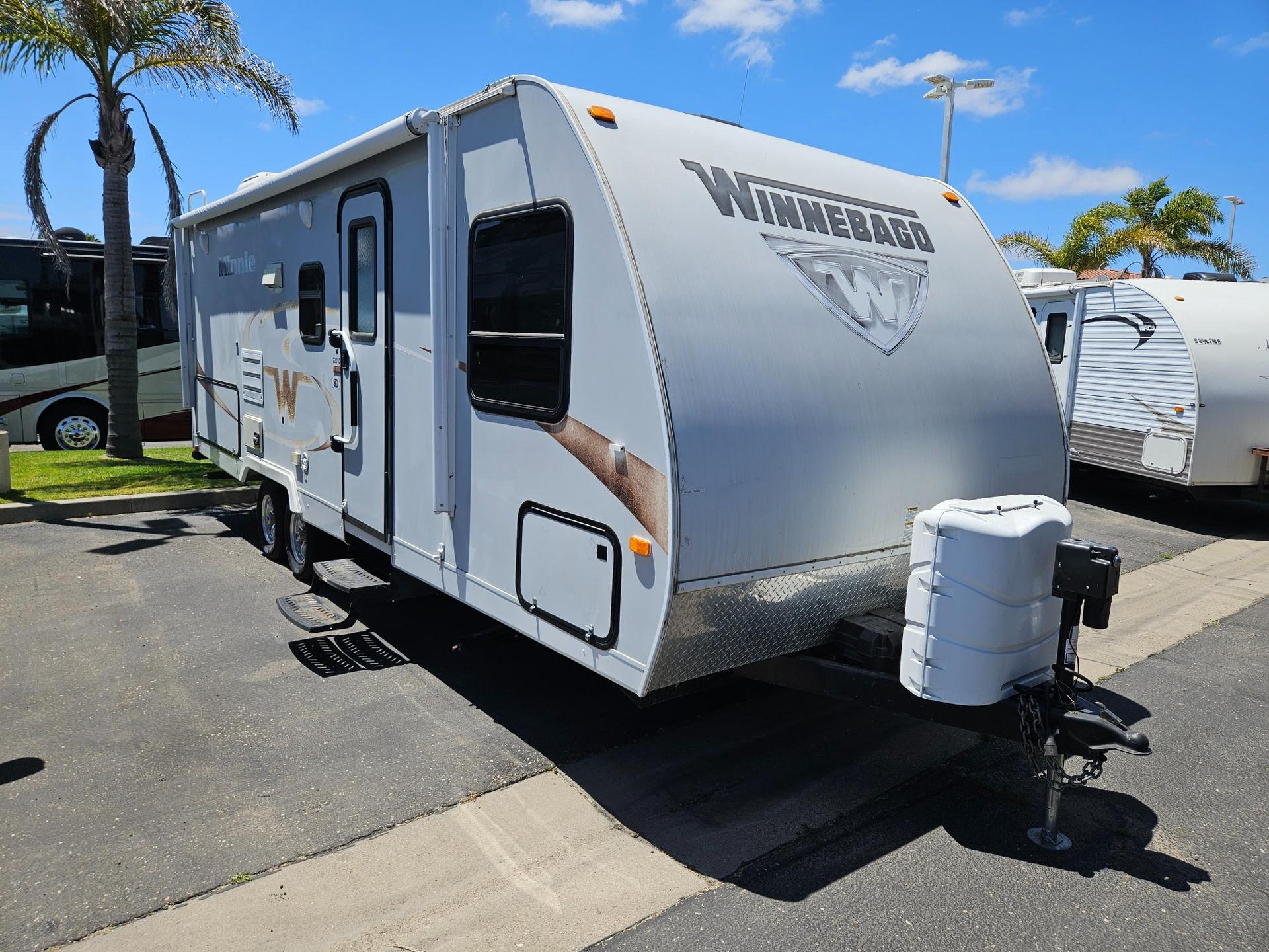 2016 Winnebago Towables Minnie 2201DS